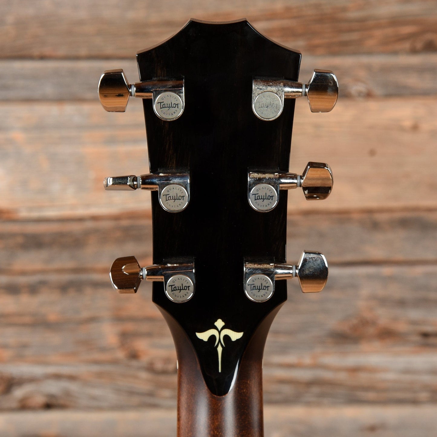 Taylor 618e Natural Acoustic Guitars / Jumbo