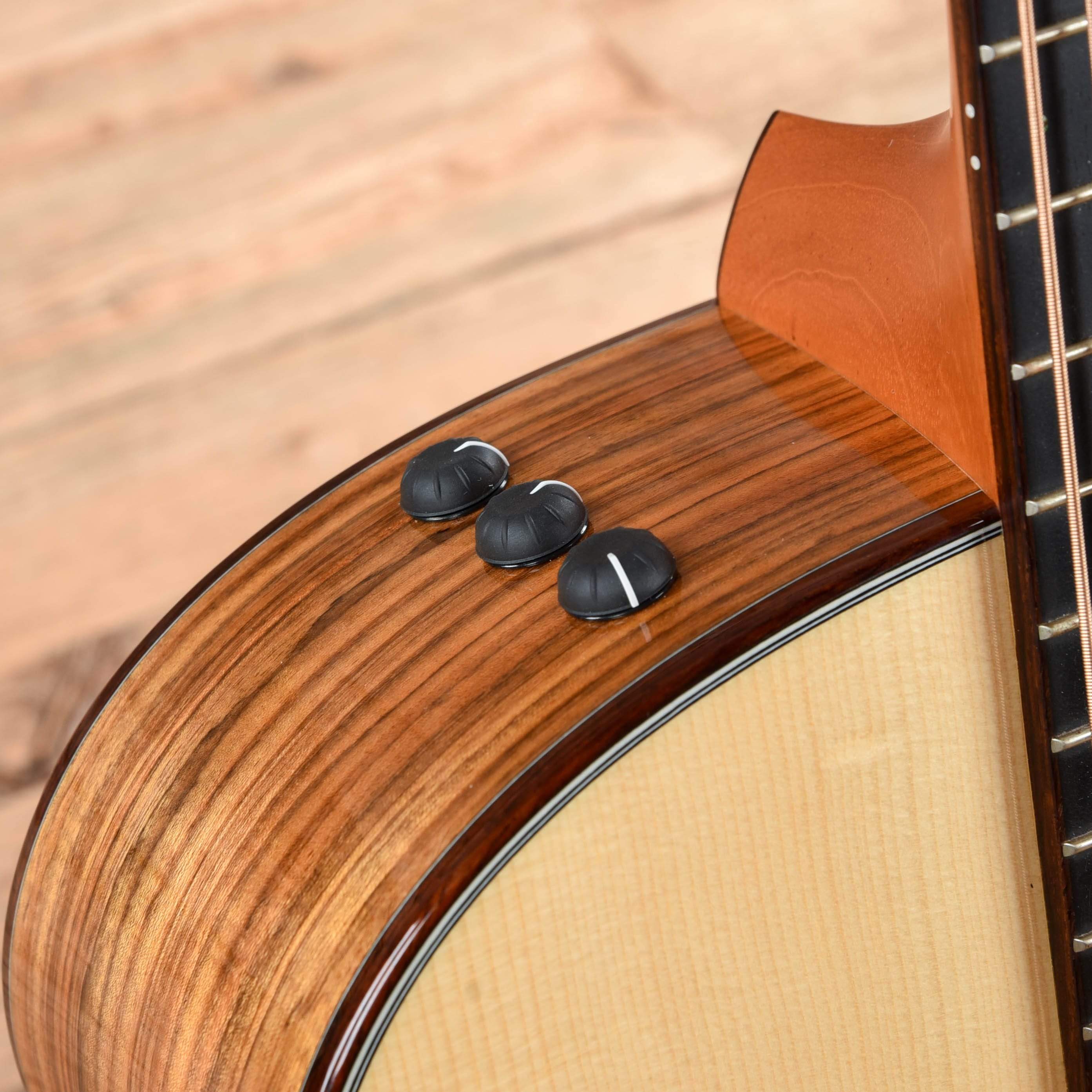 Taylor Custom GT6 Baritone Grand Symphony Natural 2014 Acoustic Guitars / Jumbo