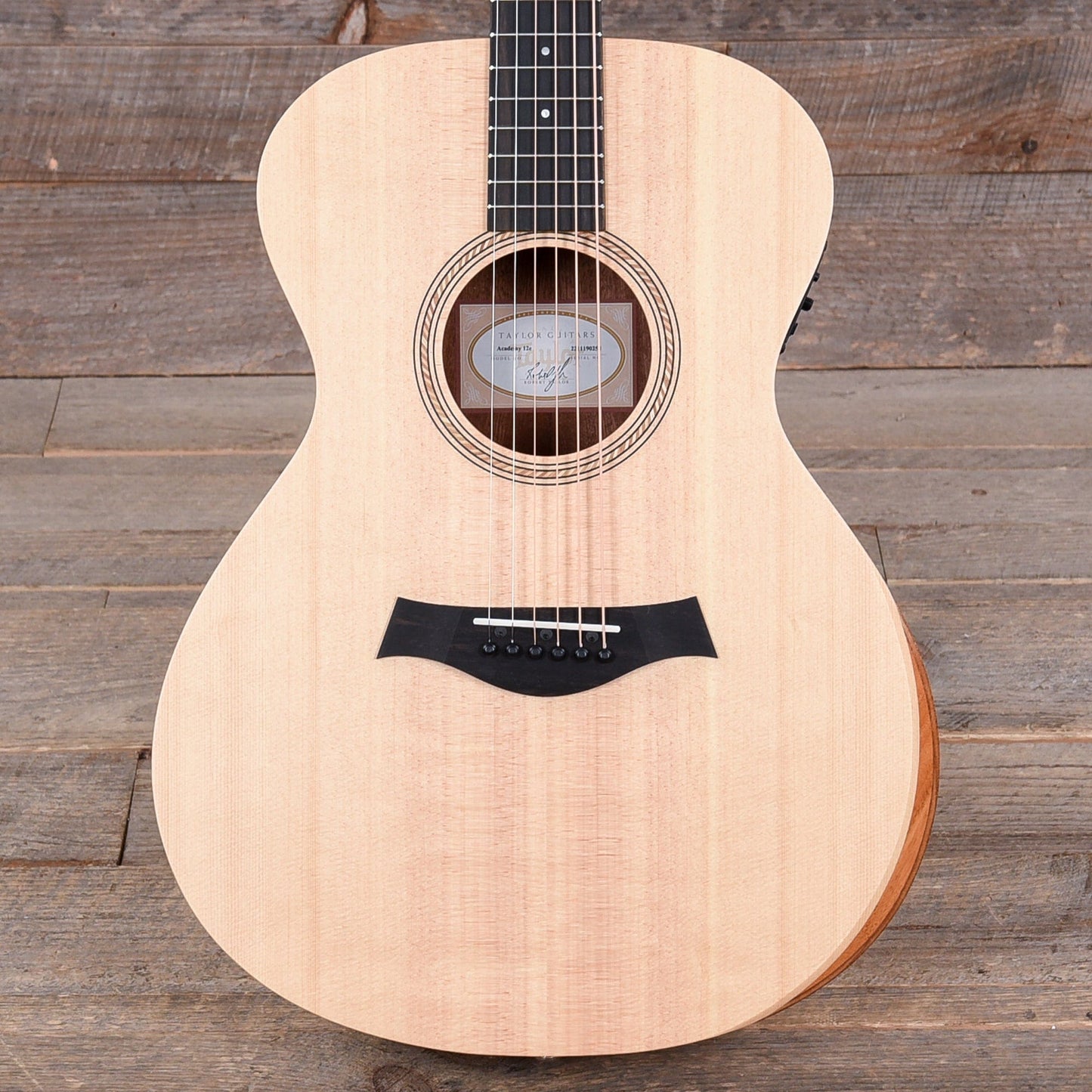 Taylor Academy 12e Grand Concert Sitka/Sapele Maple Neck ES-B LEFTY Acoustic Guitars / Left-Handed