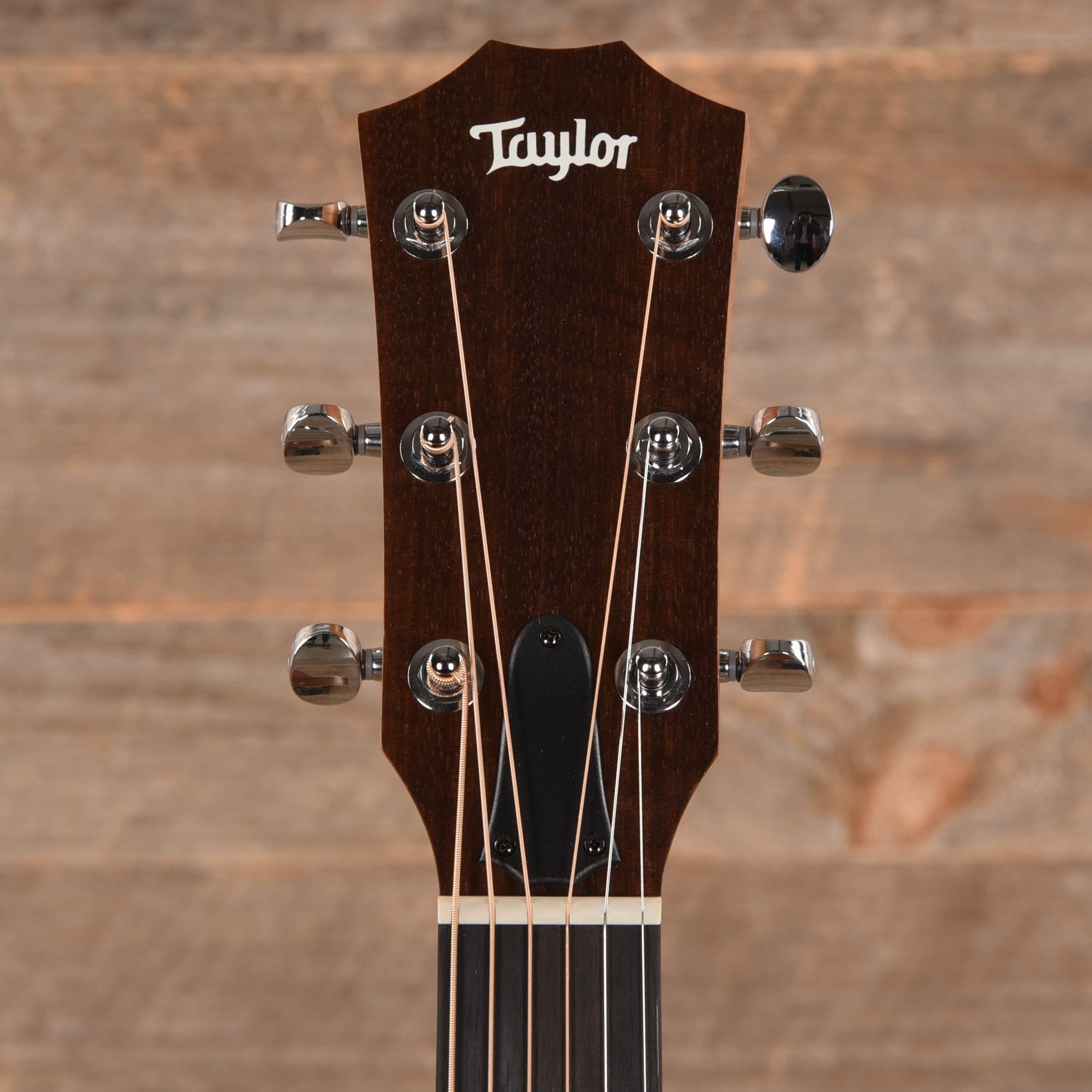 Taylor BBT-e Big Baby Taylor Sitka/Walnut Natural ES-B w/Gig Bag Acoustic Guitars / Mini/Travel