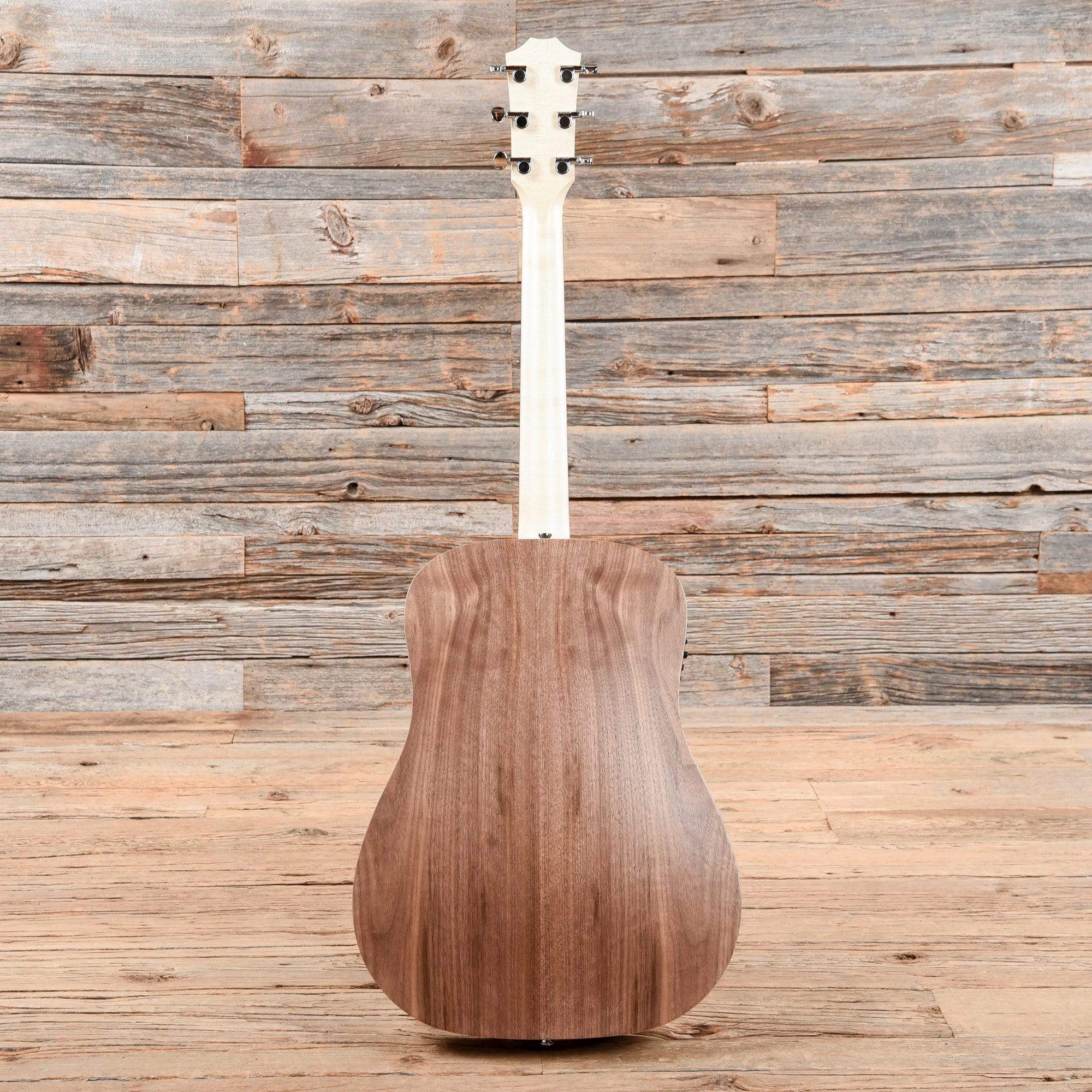 Taylor BBT-e Big Baby Taylor Sitka/Walnut w/Electronics Acoustic Guitars / Mini/Travel