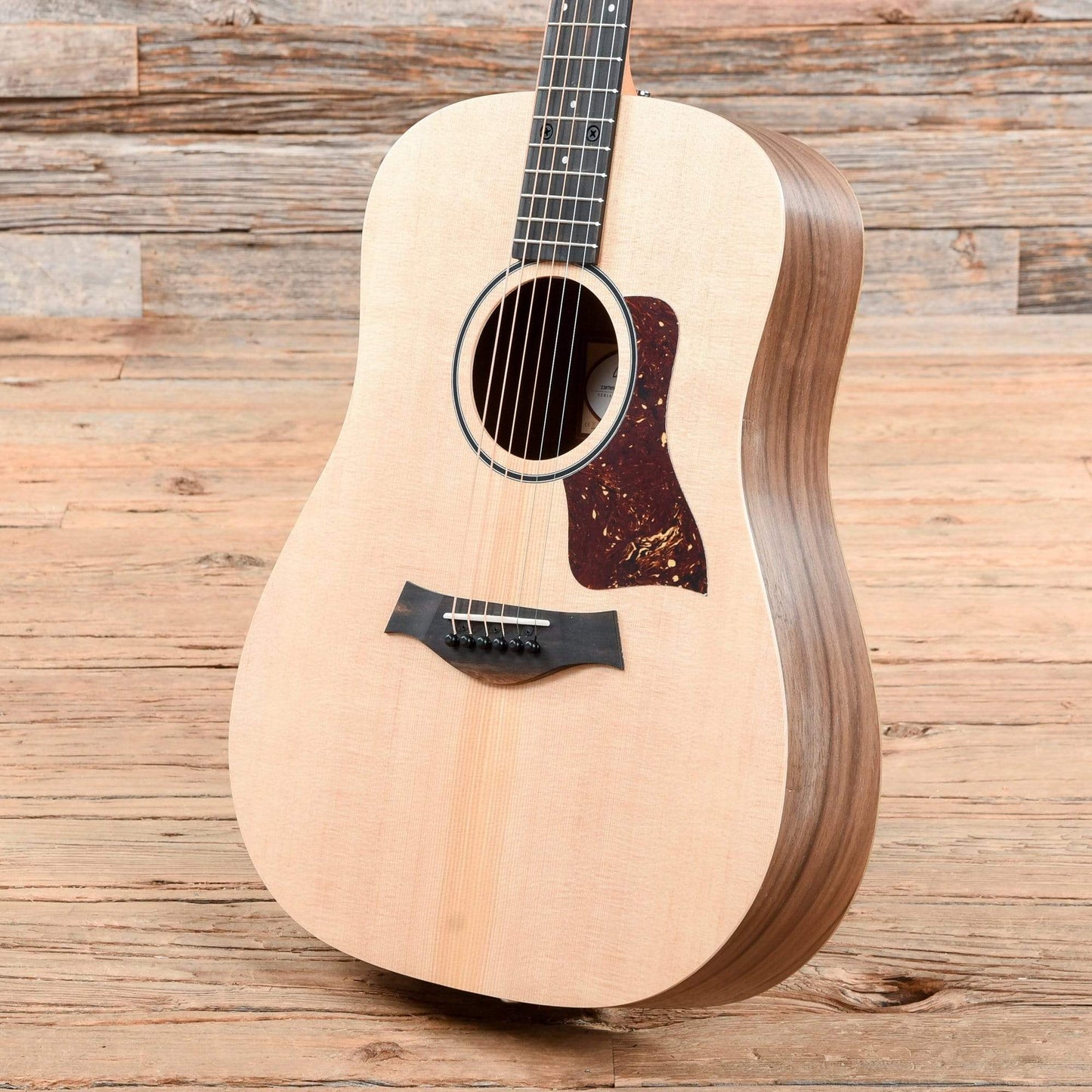 Taylor BBT-e Big Baby Taylor Sitka/Walnut w/Electronics Acoustic Guitars / Mini/Travel