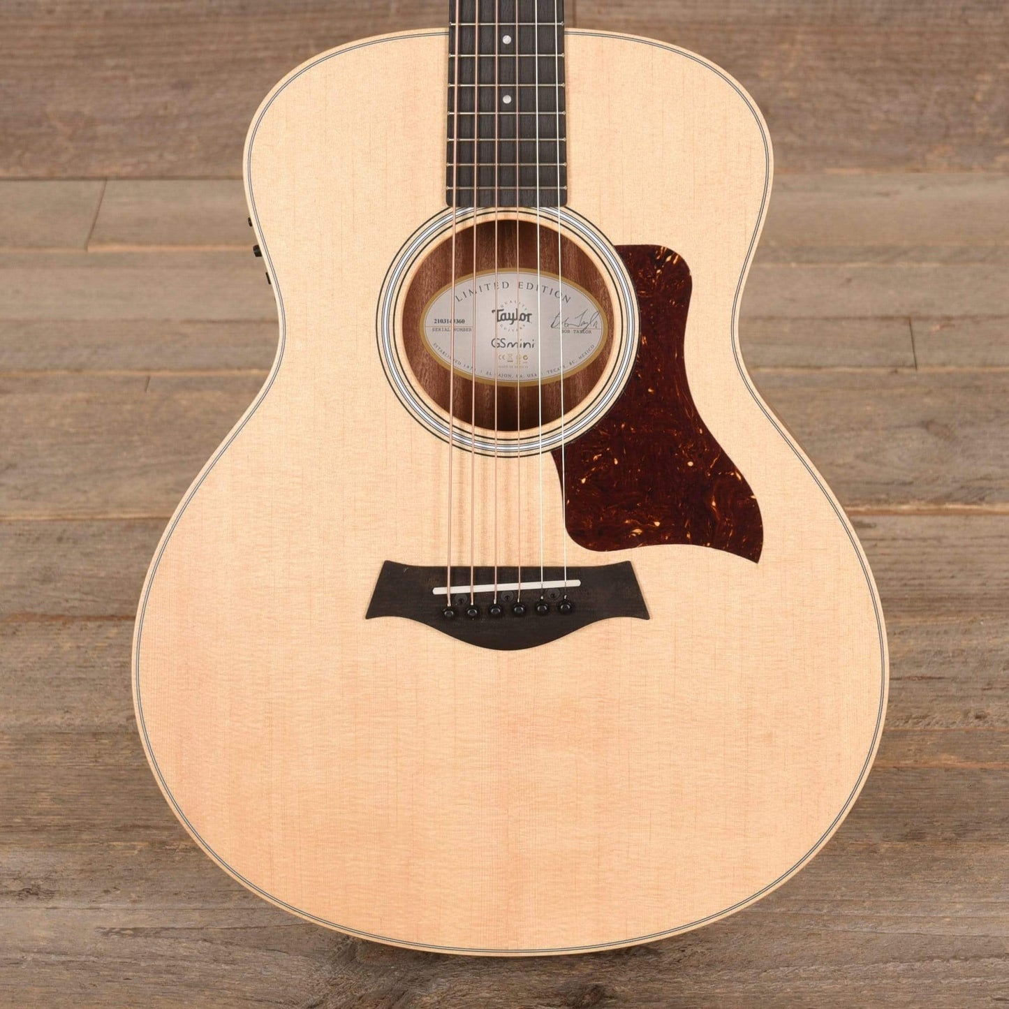 Taylor GS Mini-e LTD Grand Symphony Sitka/Ovangkol Natural ESB Acoustic Guitars / Mini/Travel