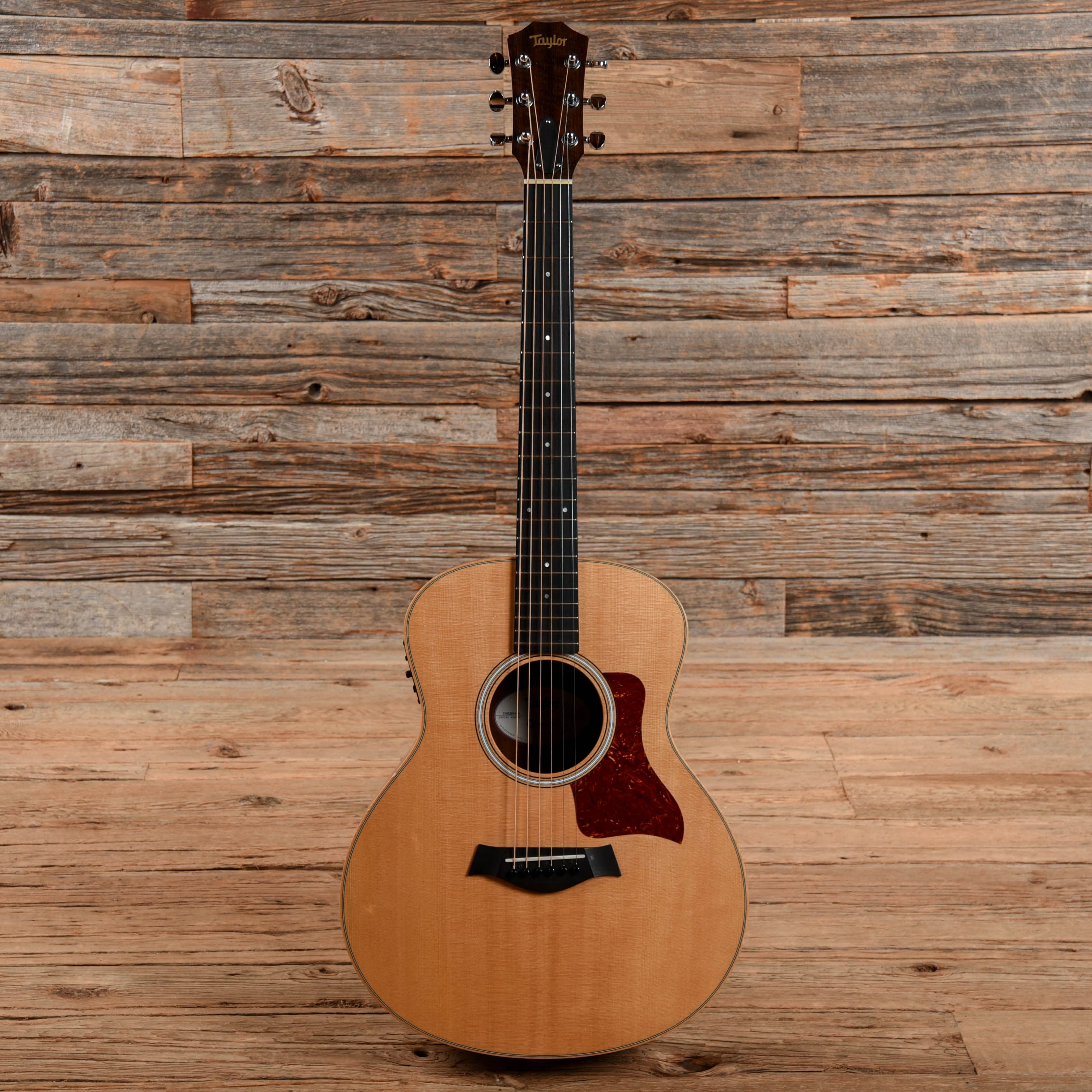 Taylor GS Mini-e Walnut Natural 2018 Acoustic Guitars / Mini/Travel
