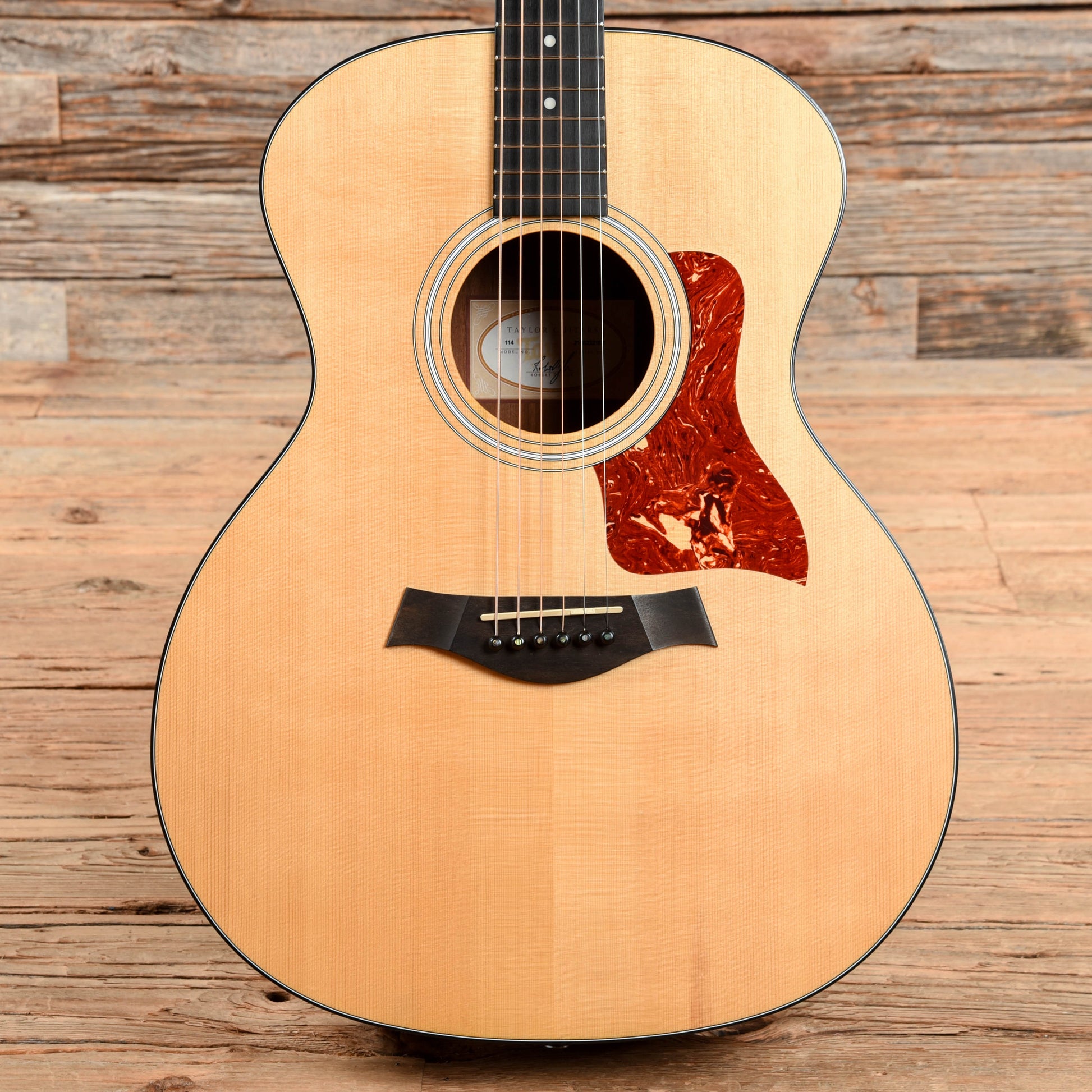 Taylor 114 Natural 2012 Acoustic Guitars / OM and Auditorium