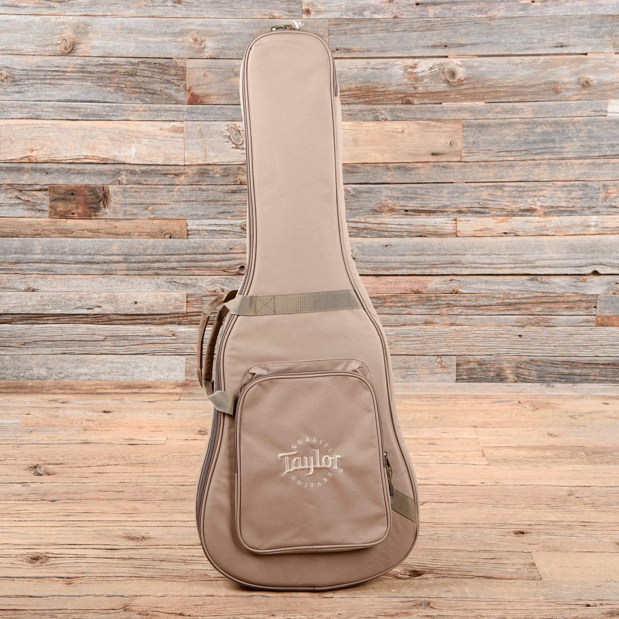 Taylor 114ce-N LTD Grand Auditorium Sitka/Ovangkol Nylon Natural ES2 Acoustic Guitars / OM and Auditorium