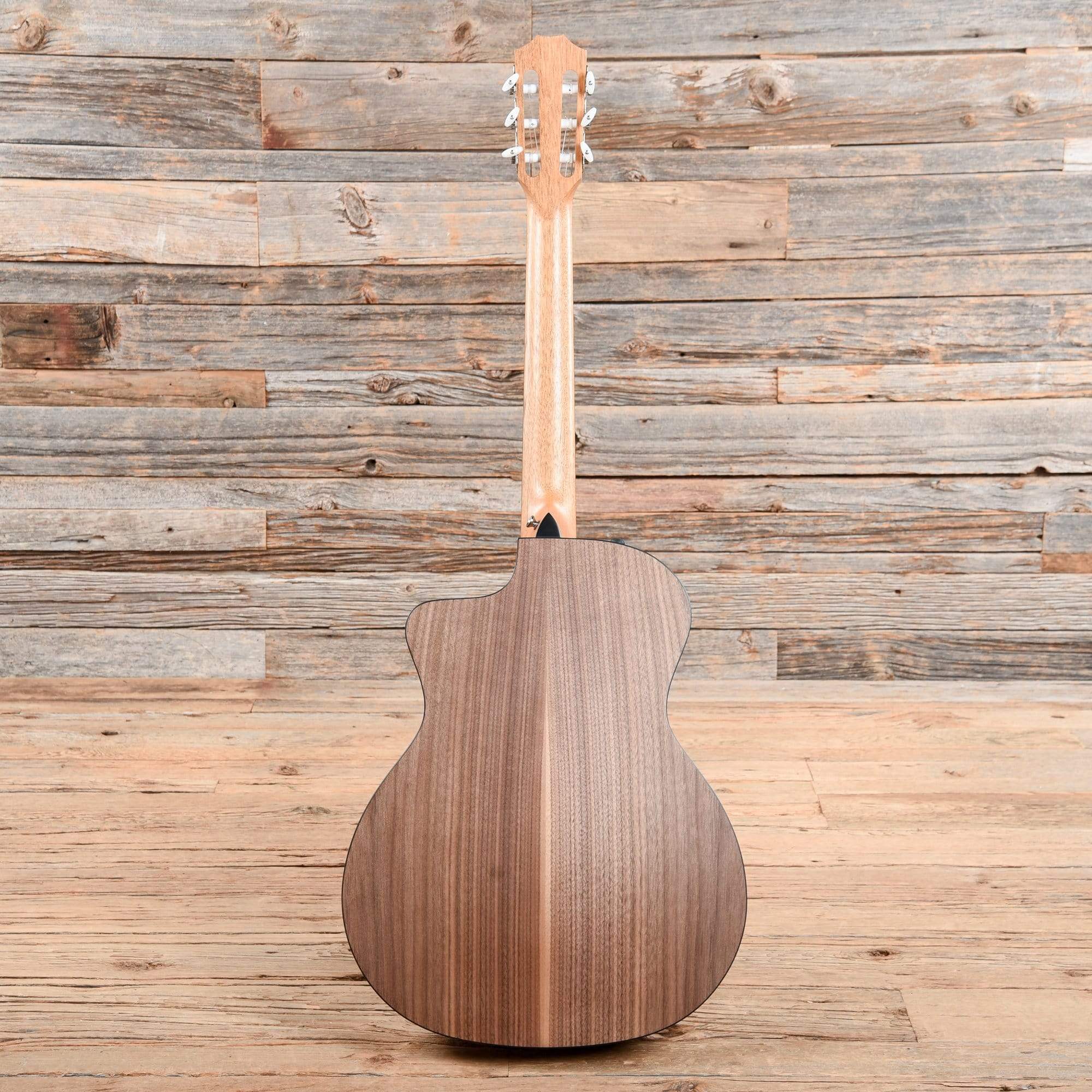 Taylor 114ce-N-SB Grand Auditorium Nylon Sitka/Walnut Satin Sunburst Top Acoustic Guitars / OM and Auditorium