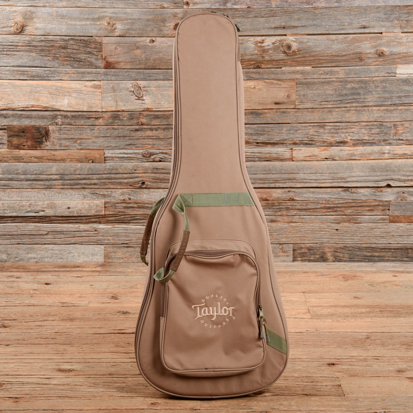 Taylor 114ce Natural 2013 Acoustic Guitars / OM and Auditorium