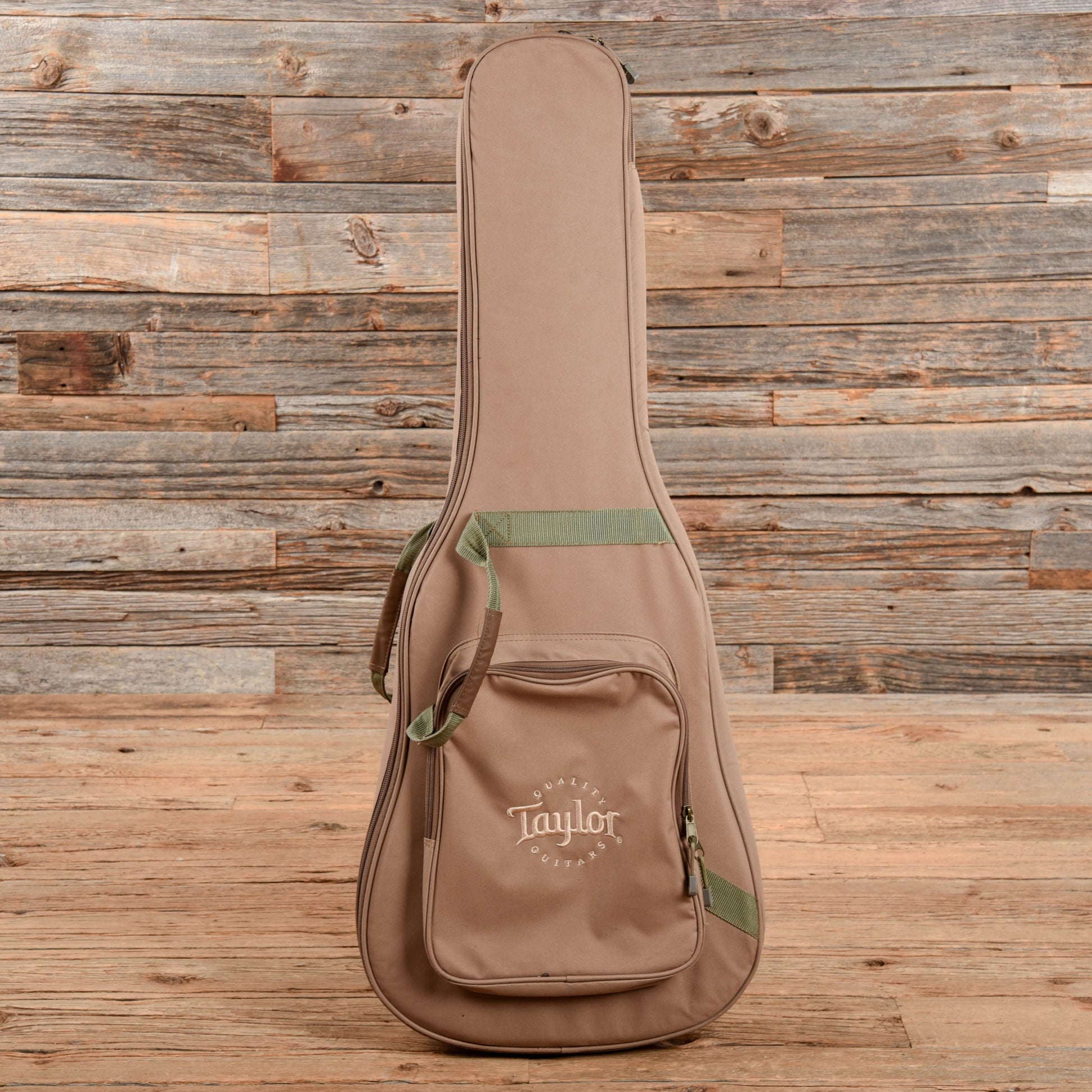 Taylor 114ce Natural 2013 Acoustic Guitars / OM and Auditorium