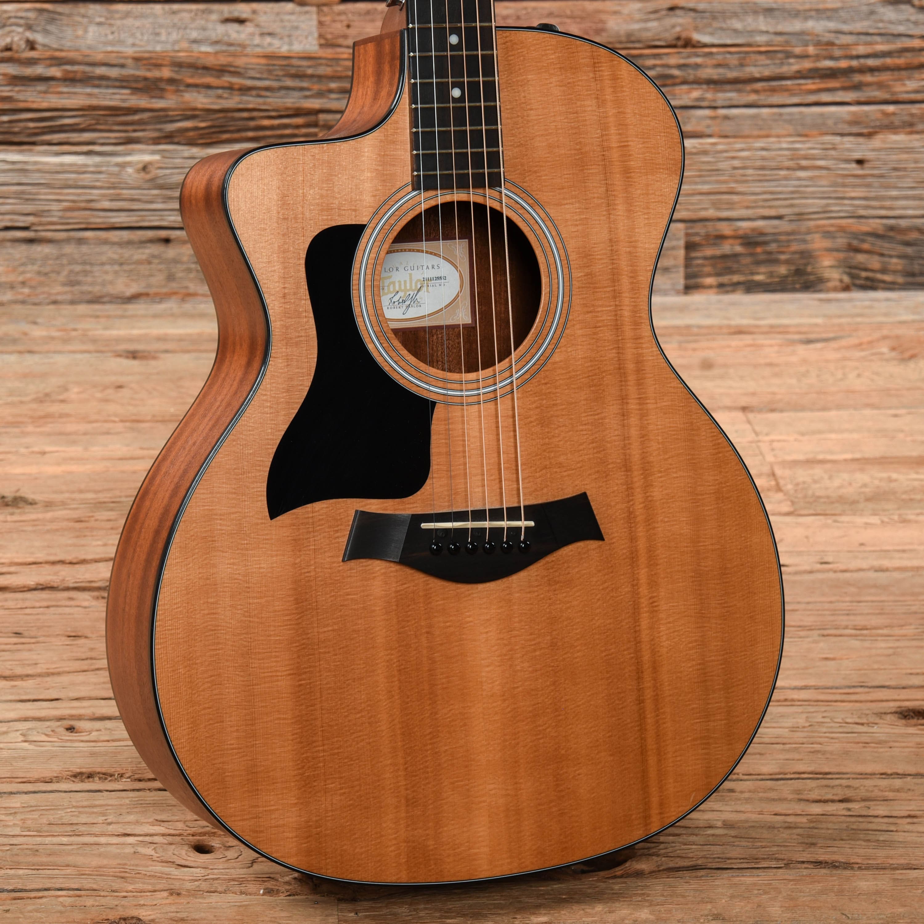 Taylor 114ce Natural 2015 LEFTY Acoustic Guitars / OM and Auditorium