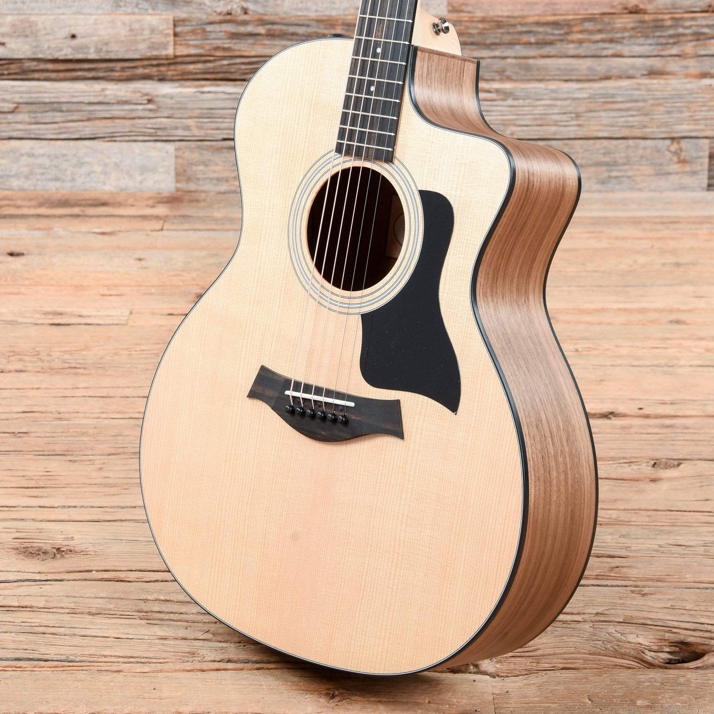 Taylor 114ce Sitka/Walnut Grand Auditorium ES2 Acoustic Guitars / OM and Auditorium