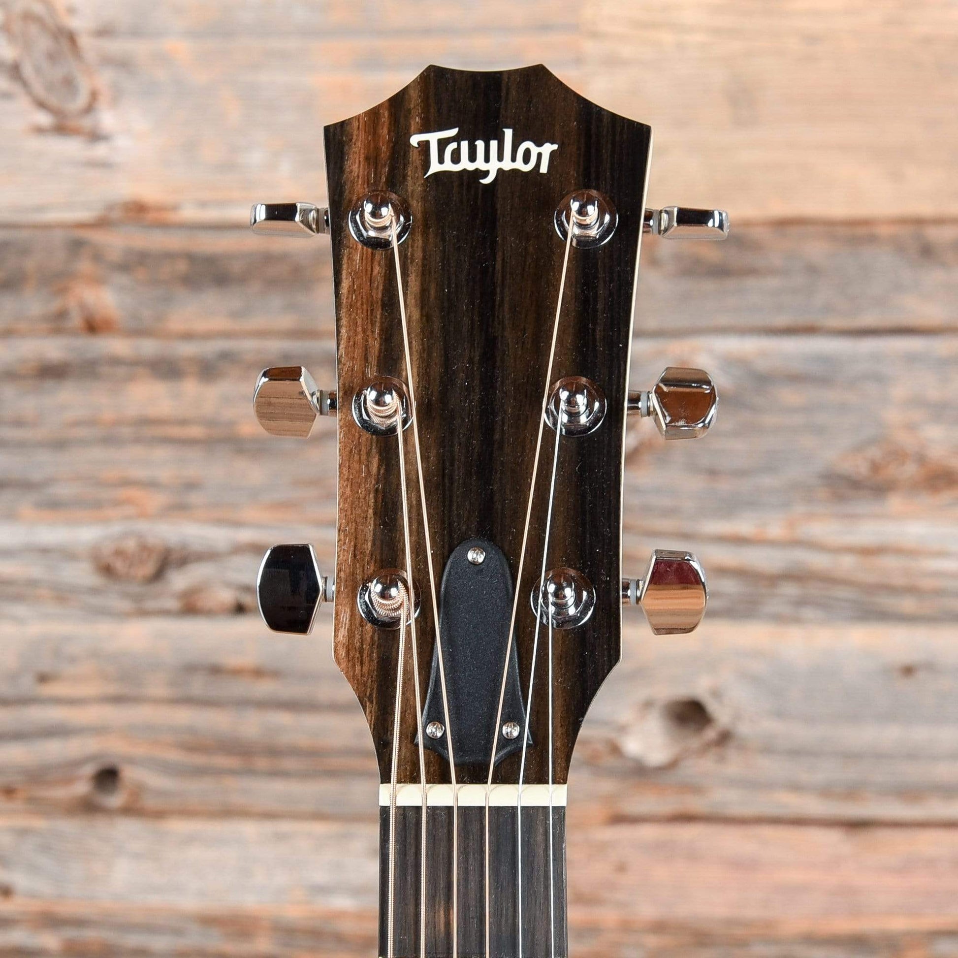 Taylor 114ce Sitka/Walnut Grand Auditorium ES2 Acoustic Guitars / OM and Auditorium