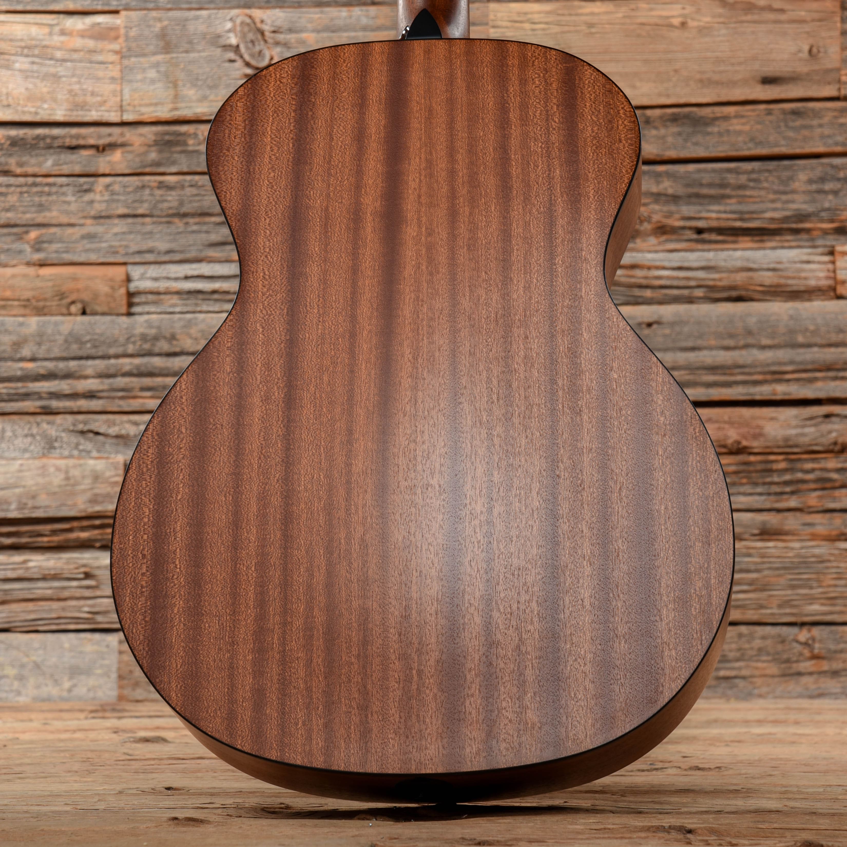 Taylor 114e Natural 2015 Acoustic Guitars / OM and Auditorium