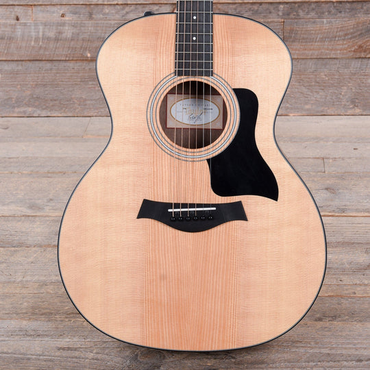 Taylor 114e Sitka/Walnut Grand Auditorium ES2 Acoustic Guitars / OM and Auditorium