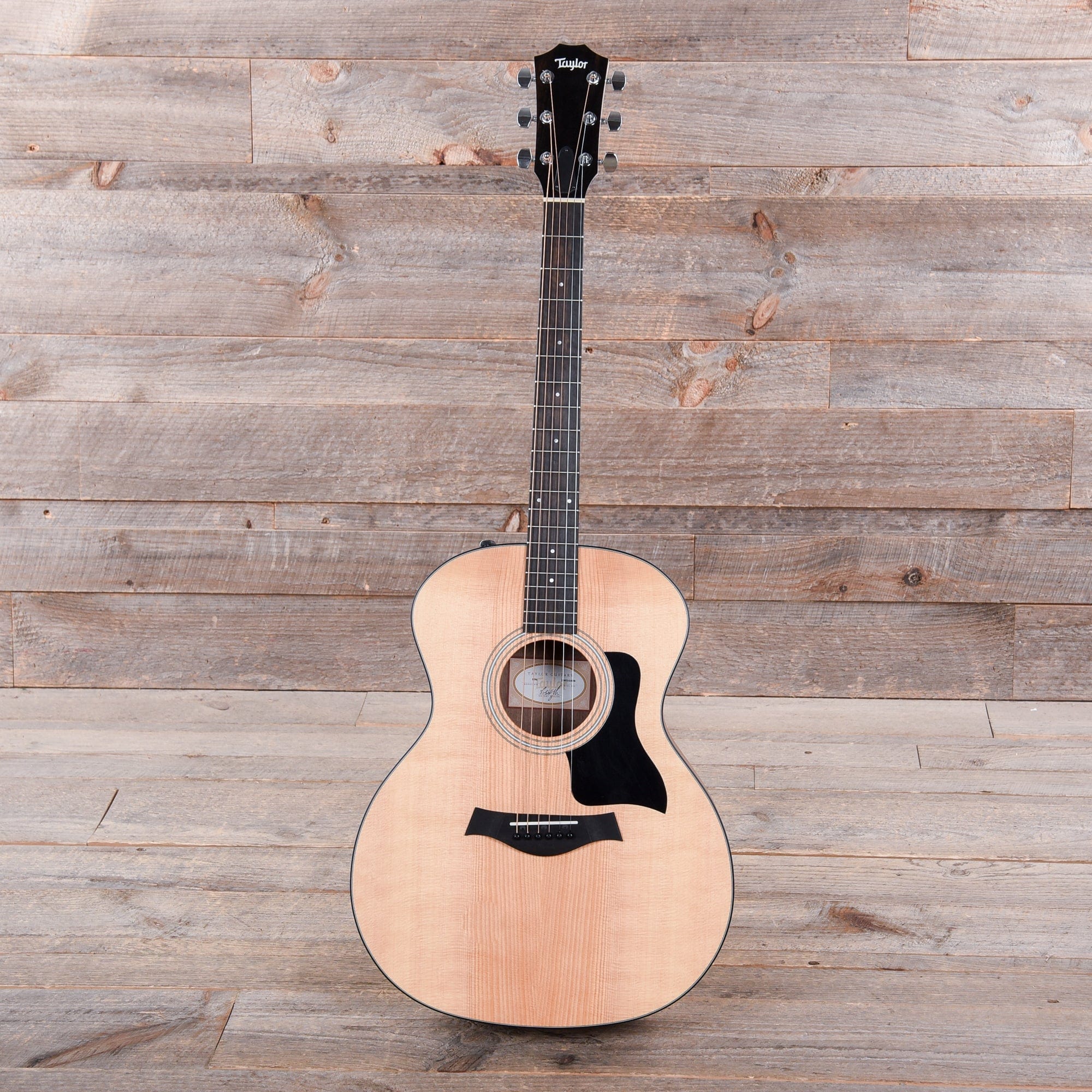 Taylor 114e Sitka/Walnut Grand Auditorium ES2 Acoustic Guitars / OM and Auditorium