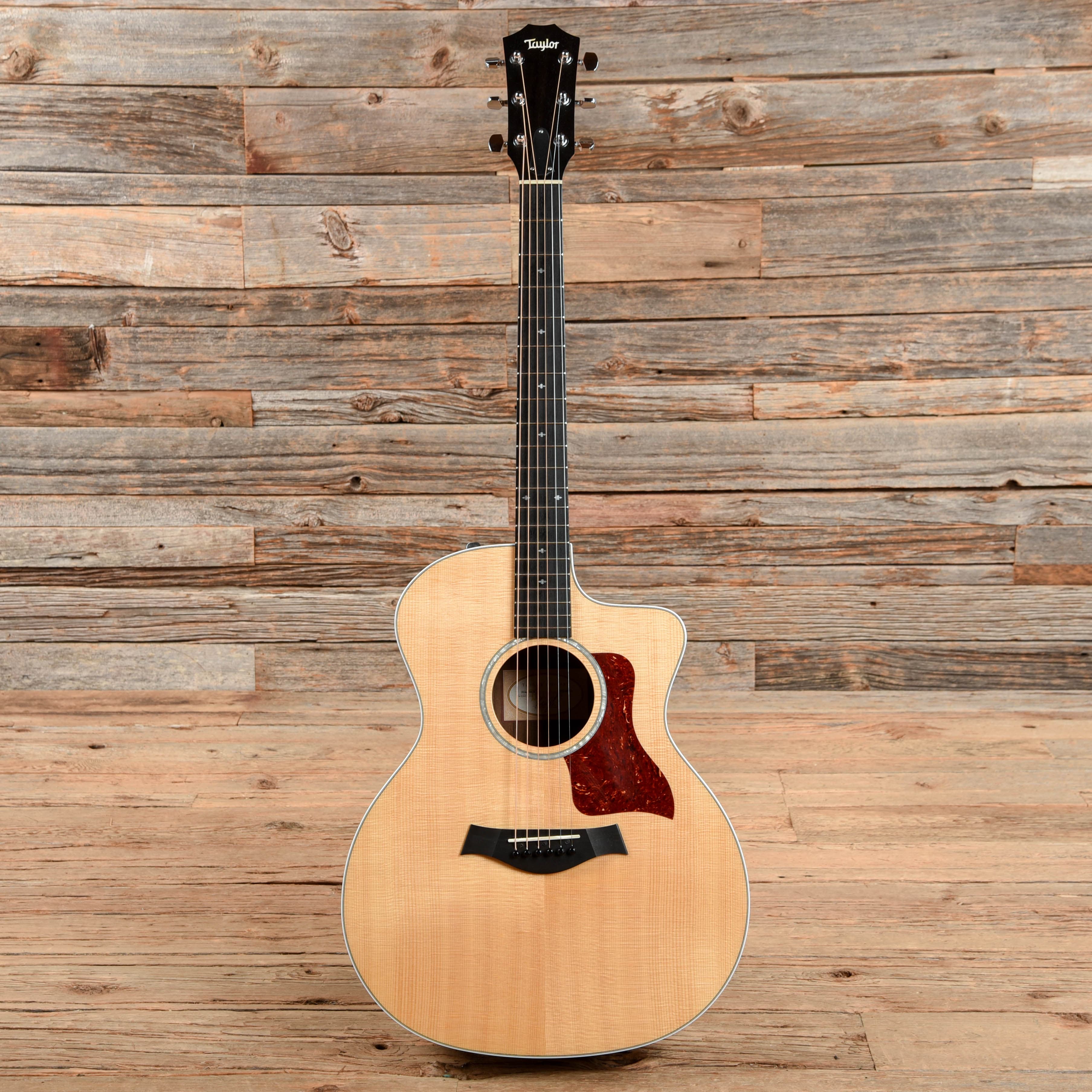 Taylor 214ce DLX Natural 2018 Acoustic Guitars / OM and Auditorium