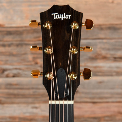 Taylor 214ce DLX Sunburst Acoustic Guitars / OM and Auditorium
