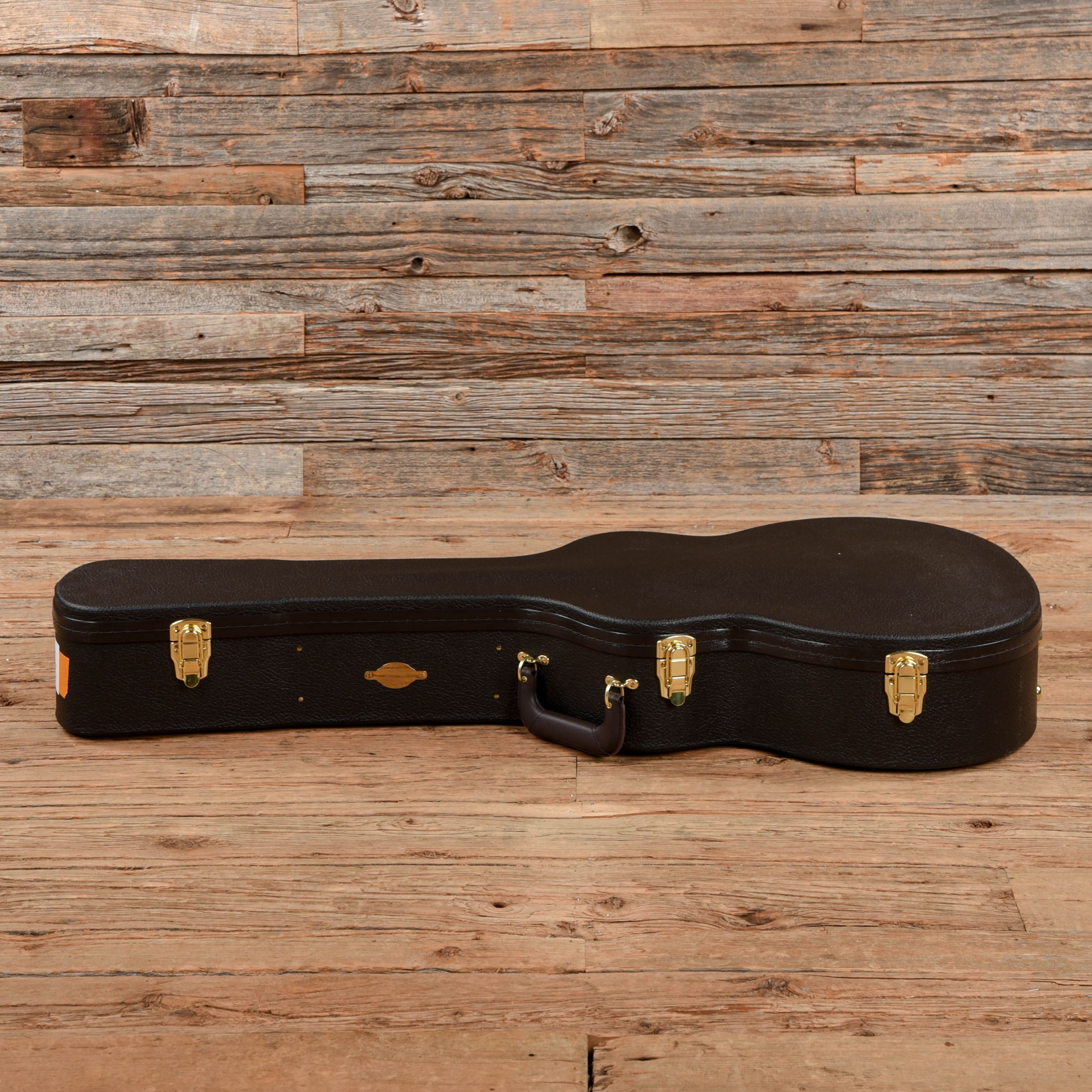 Taylor 214ce DLX Sunburst Acoustic Guitars / OM and Auditorium