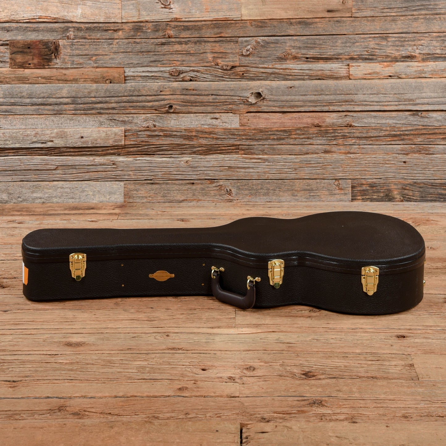 Taylor 214ce DLX Sunburst Acoustic Guitars / OM and Auditorium