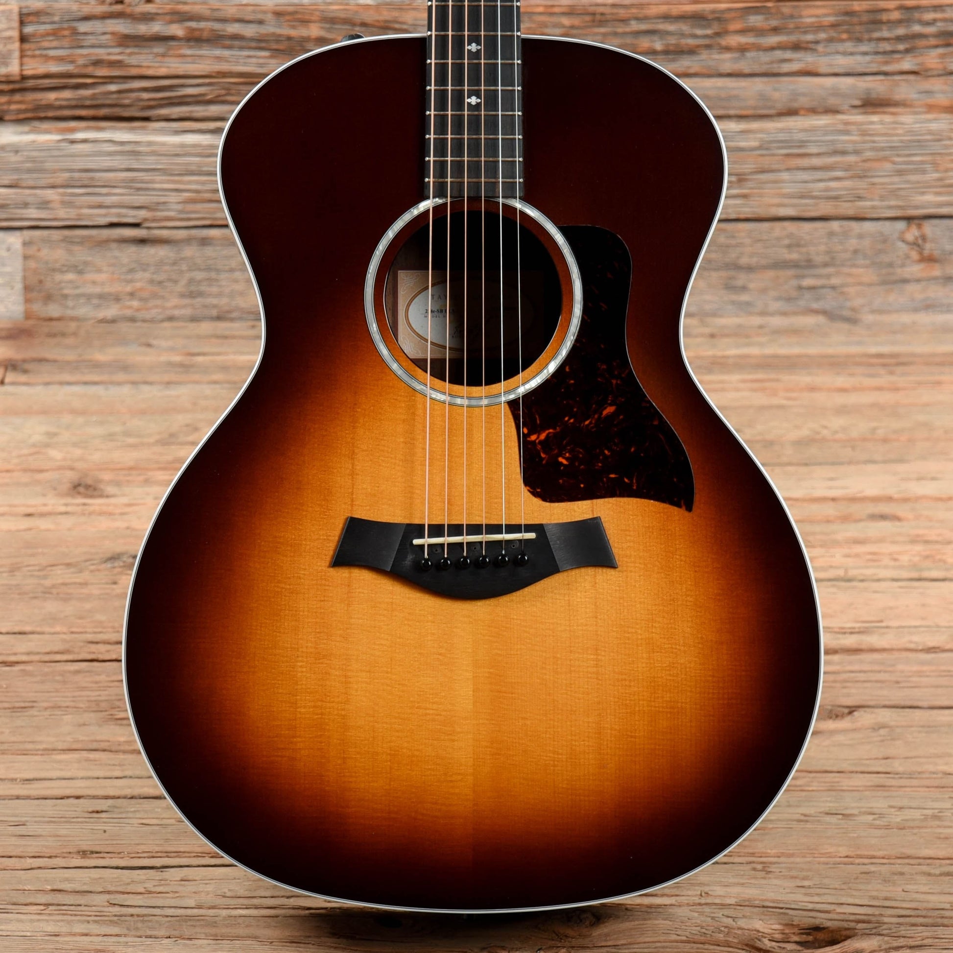 Taylor 214e-SB DLX Sunburst 2019 Acoustic Guitars / OM and Auditorium