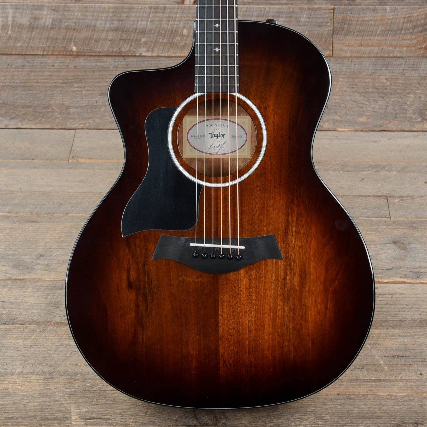 Taylor 224ce-K DLX Grand Auditorium Koa Shaded Edgeburst Acoustic Guitars / OM and Auditorium