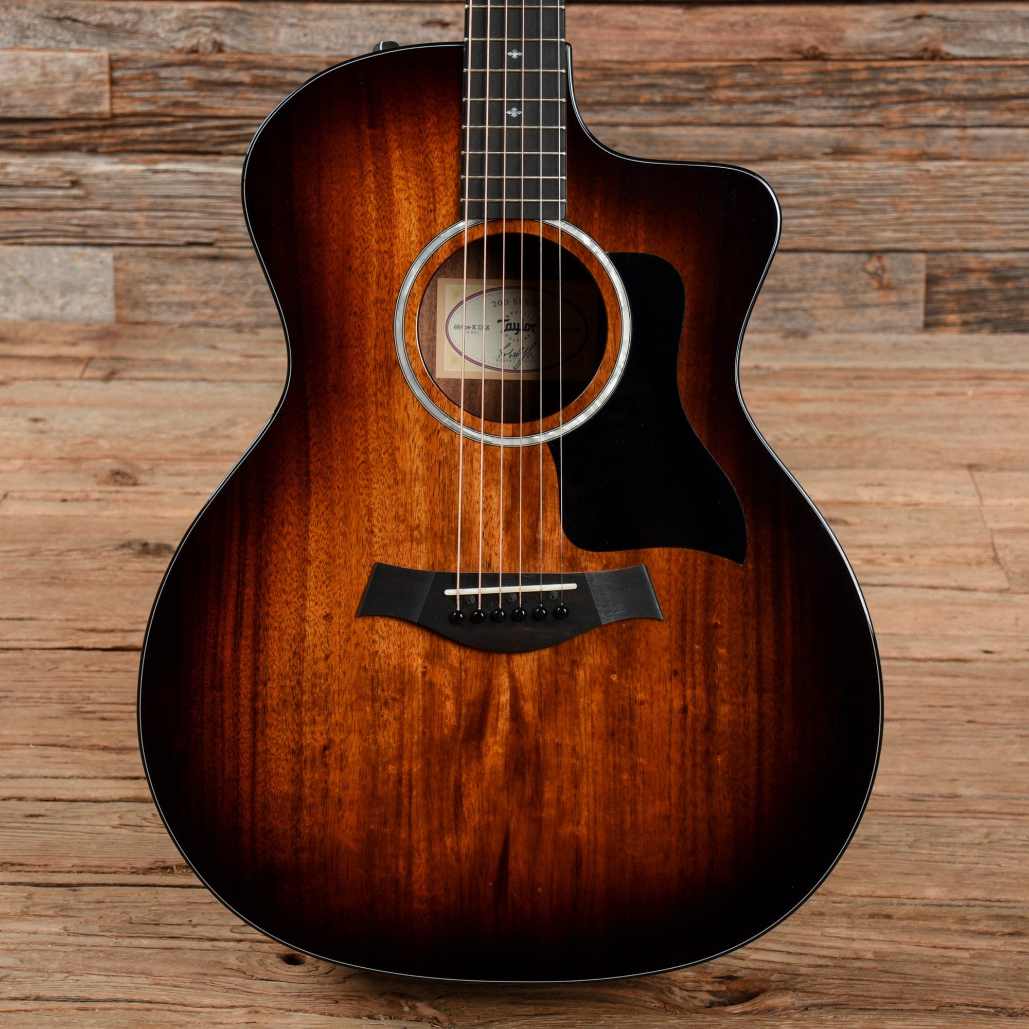 Taylor 224ce-K DLX Grand Auditorium Koa Shaded Edgeburst Acoustic Guitars / OM and Auditorium