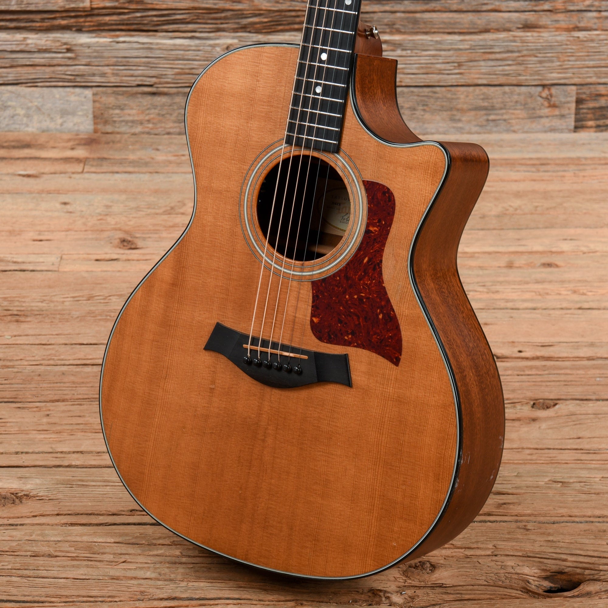Taylor 314ce Natural 2000 Acoustic Guitars / OM and Auditorium