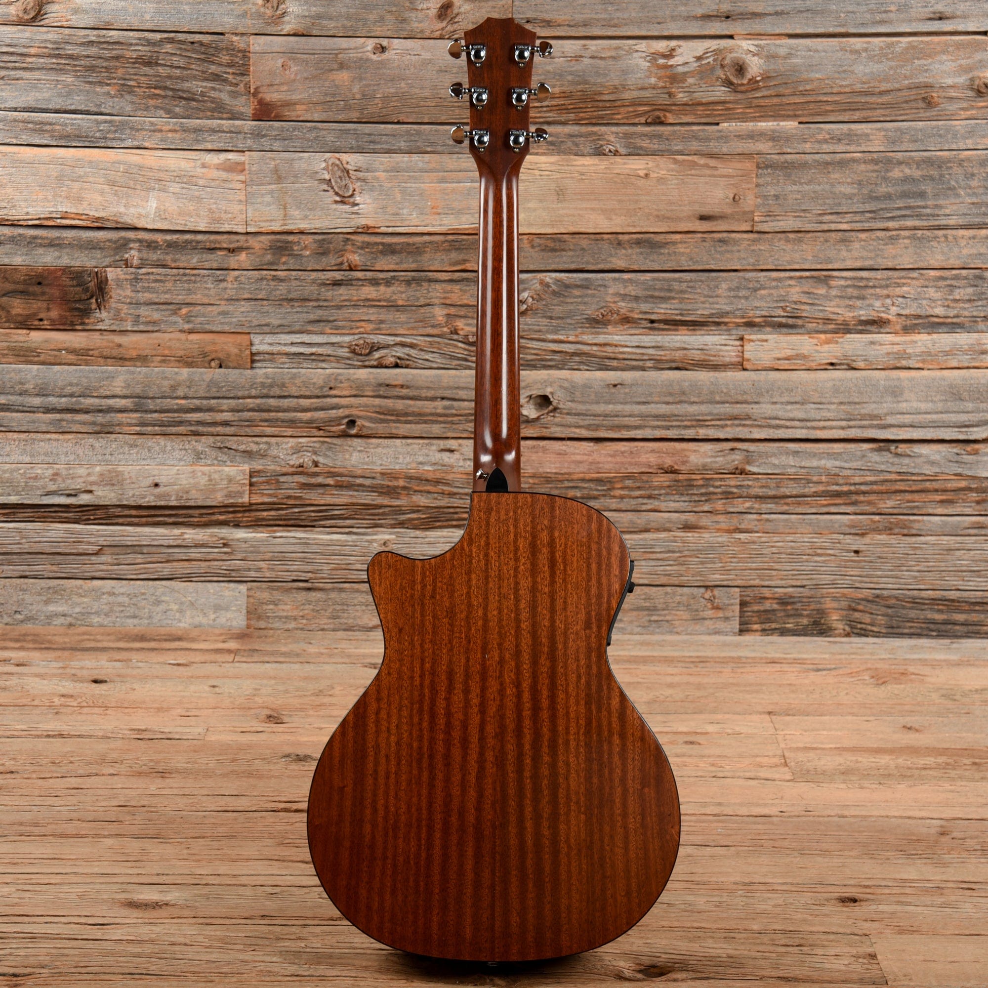 Taylor 314ce Natural 2000 Acoustic Guitars / OM and Auditorium