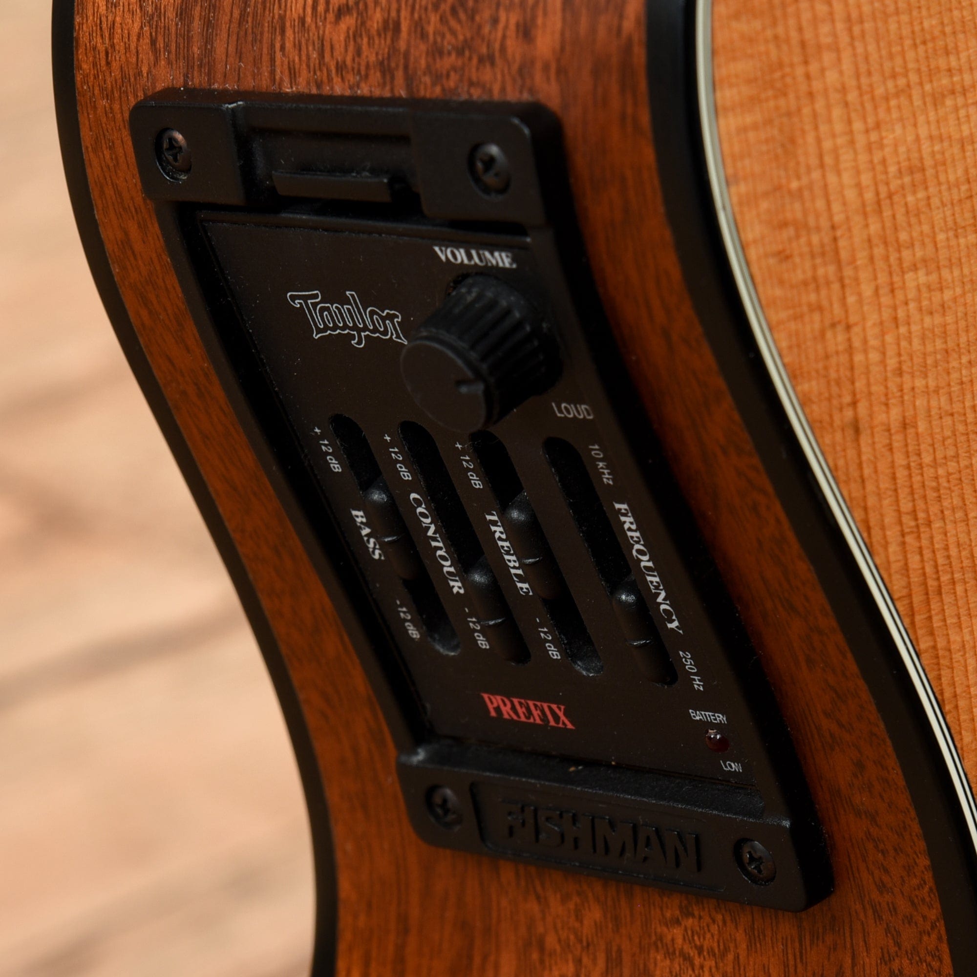 Taylor 314ce Natural 2000 Acoustic Guitars / OM and Auditorium