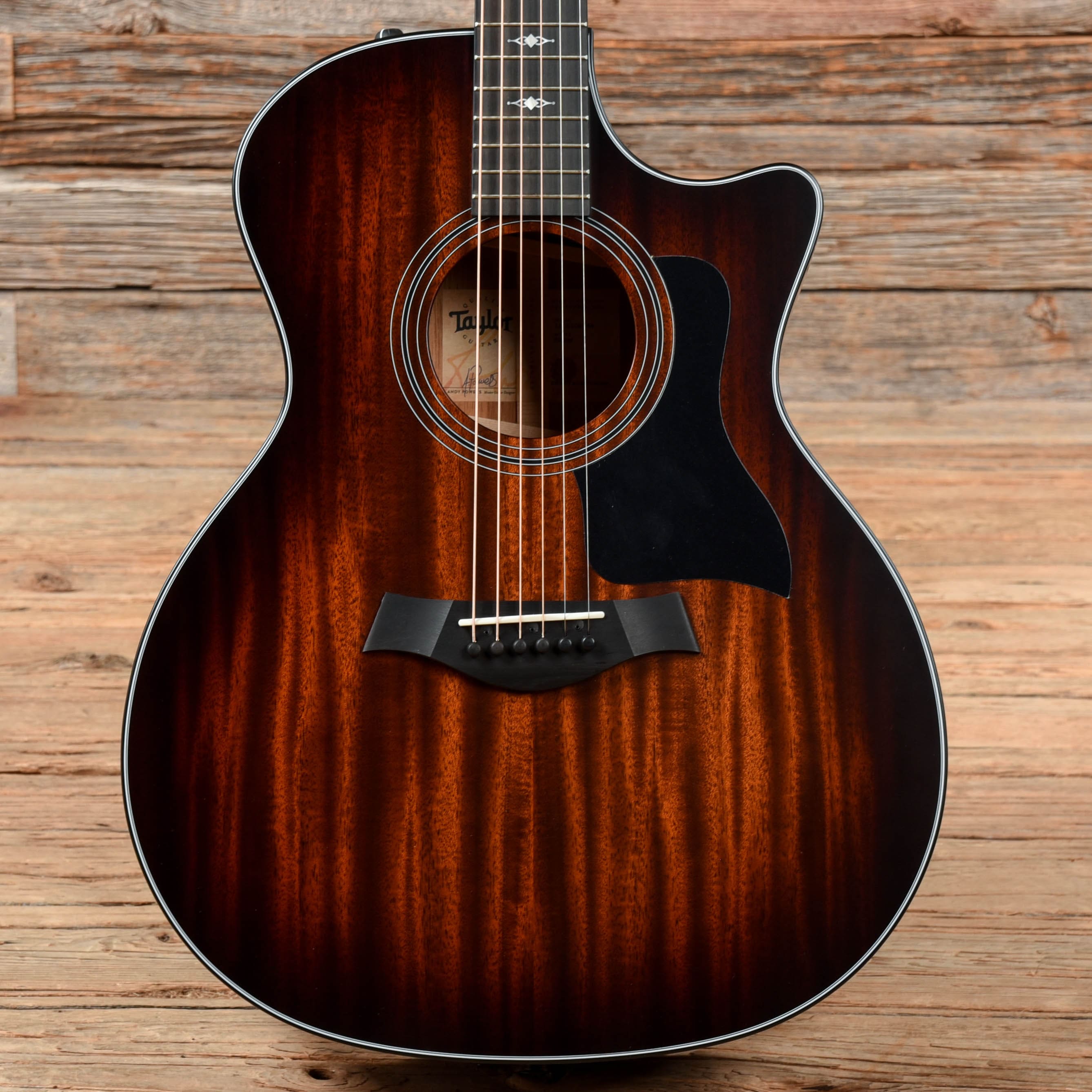 Taylor 324ce Grand Auditorium Mahogany Shaded Edgeburst ES2 Acoustic Guitars / OM and Auditorium