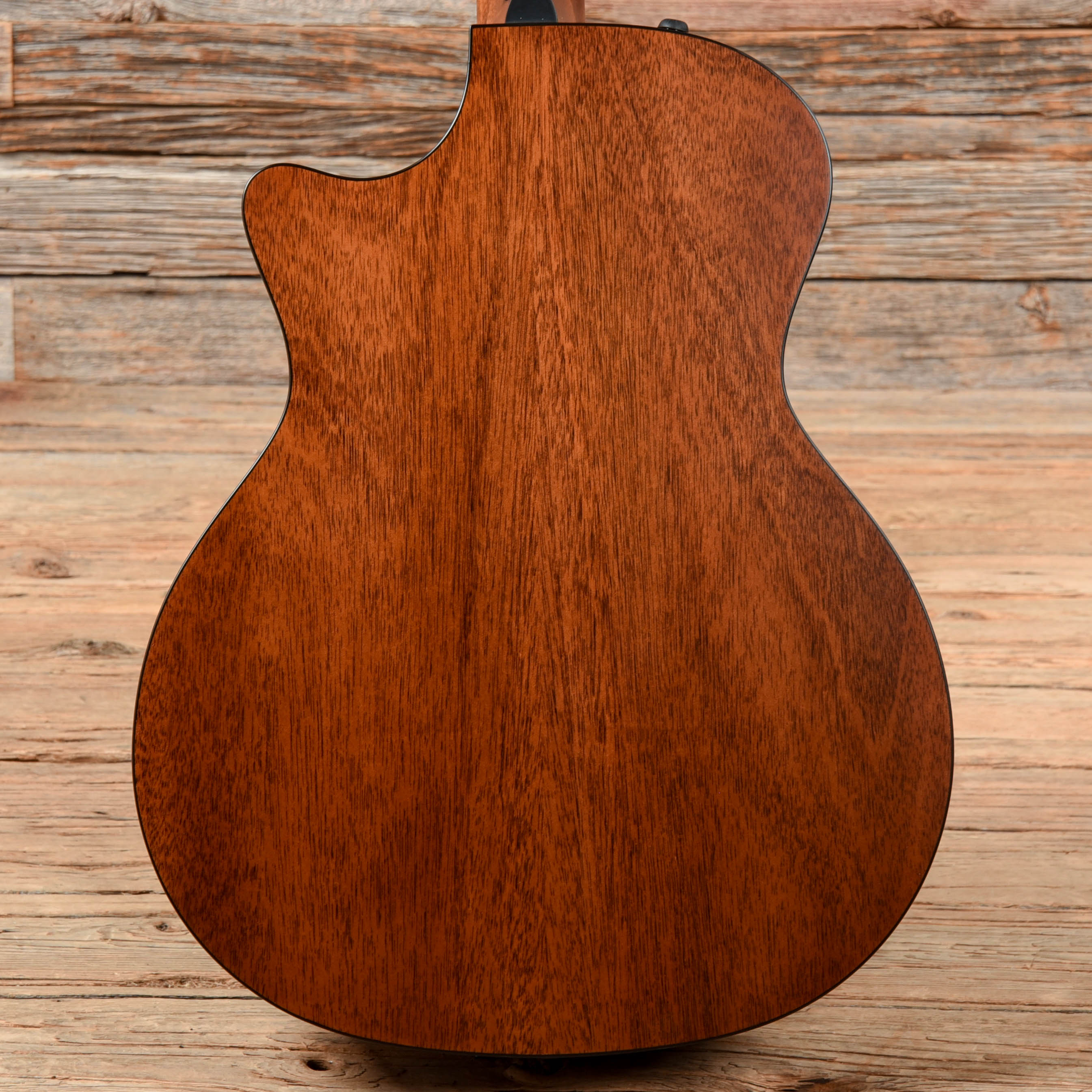 Taylor 324ce Grand Auditorium Mahogany Shaded Edgeburst ES2 Acoustic Guitars / OM and Auditorium