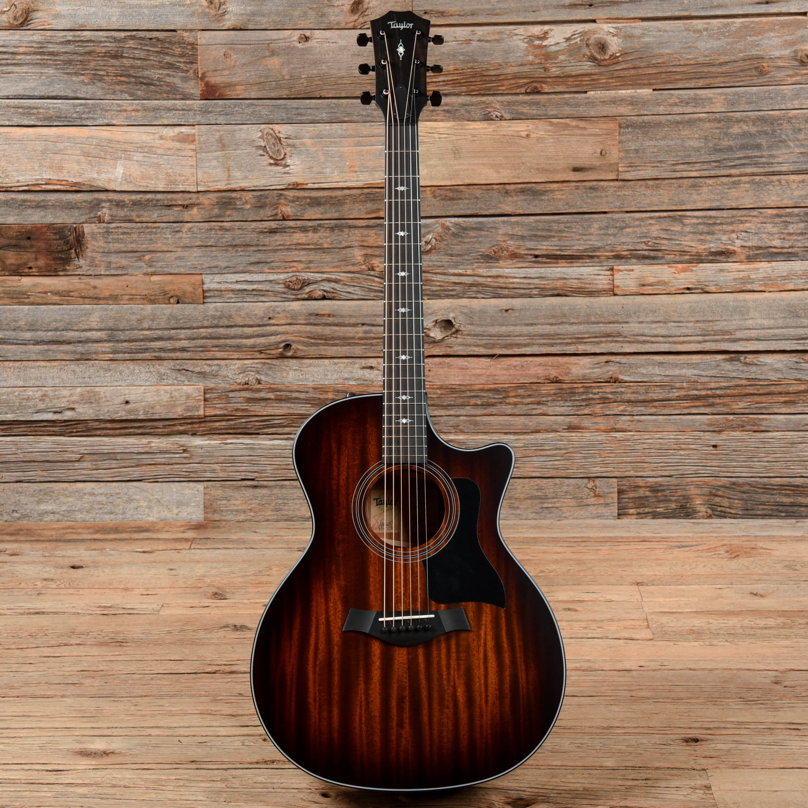 Taylor 324ce Grand Auditorium Mahogany Shaded Edgeburst ES2 Acoustic Guitars / OM and Auditorium