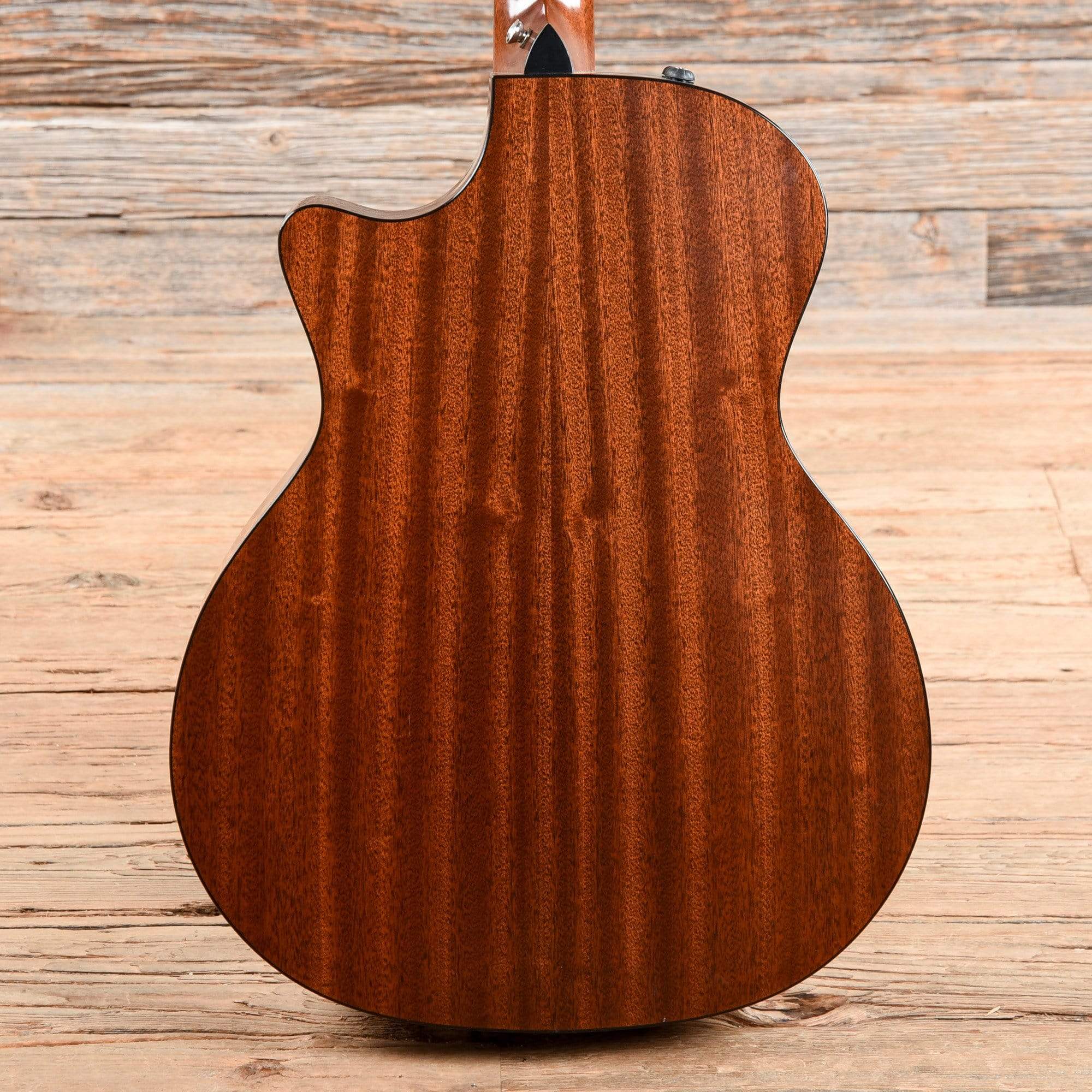 Taylor 324ce Natural 2015 Acoustic Guitars / OM and Auditorium