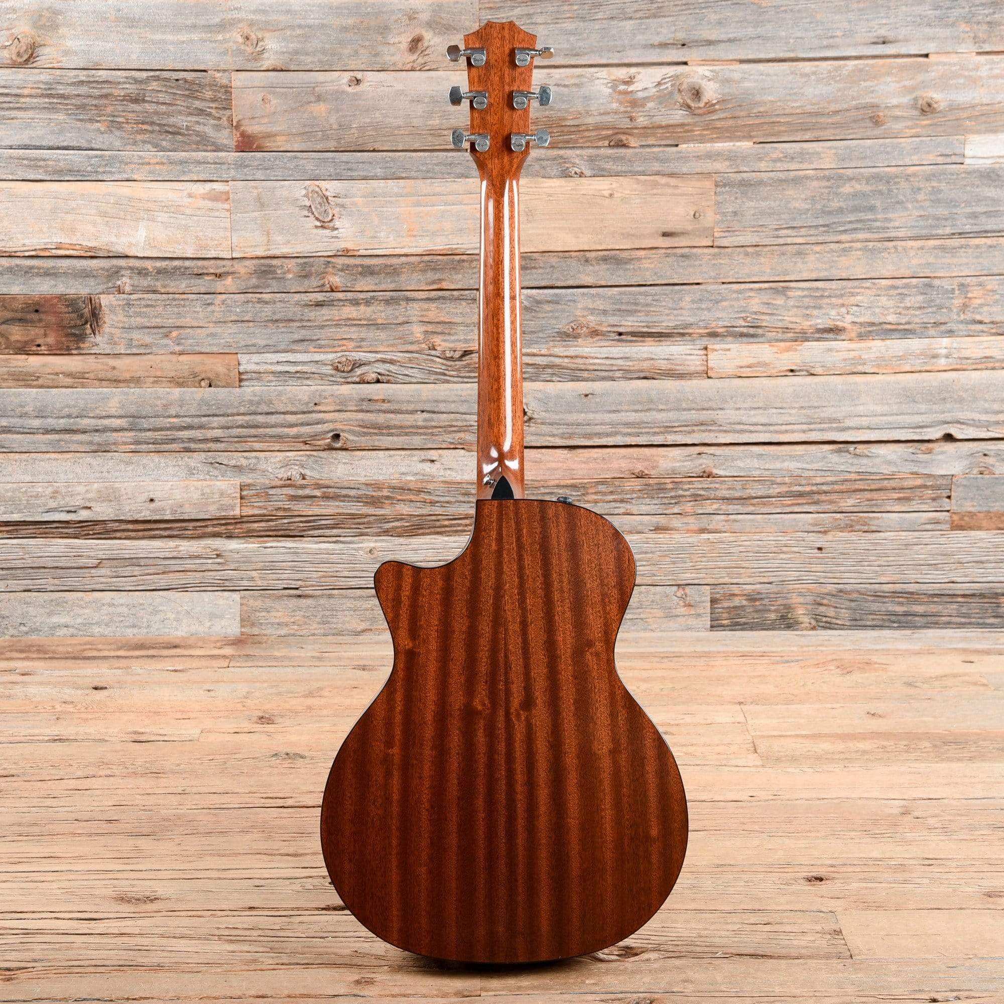 Taylor 324ce Natural 2015 Acoustic Guitars / OM and Auditorium