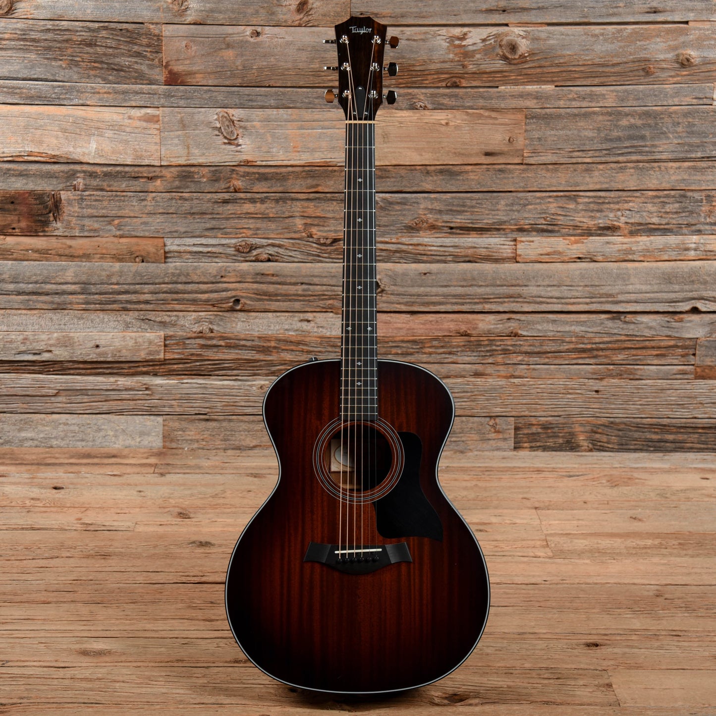 Taylor 324e Mahogany Shaded Edgeburst 2017 Acoustic Guitars / OM and Auditorium