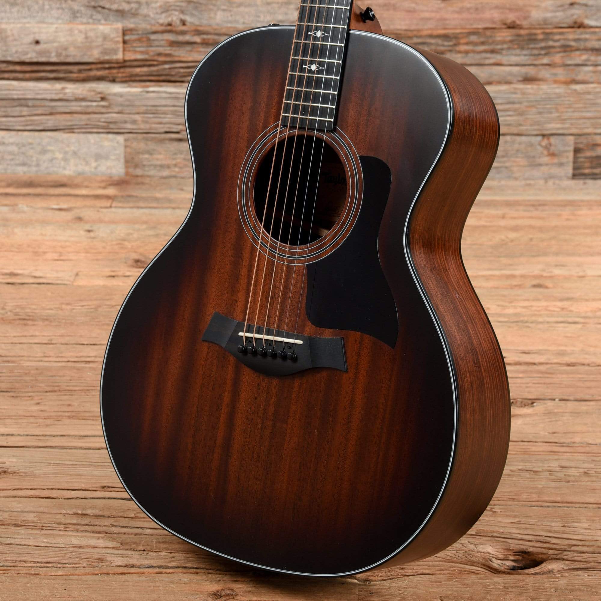 Taylor 324e Shaded Edge Burst 2020 Acoustic Guitars / OM and Auditorium