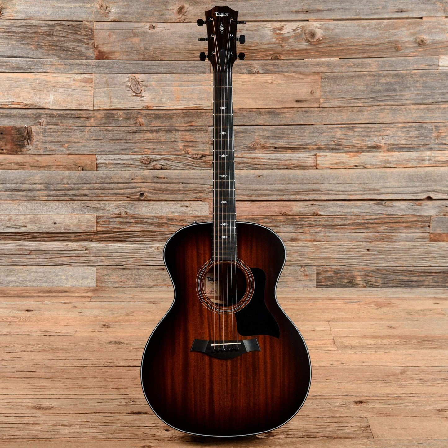 Taylor 324e Shaded Edge Burst 2020 Acoustic Guitars / OM and Auditorium