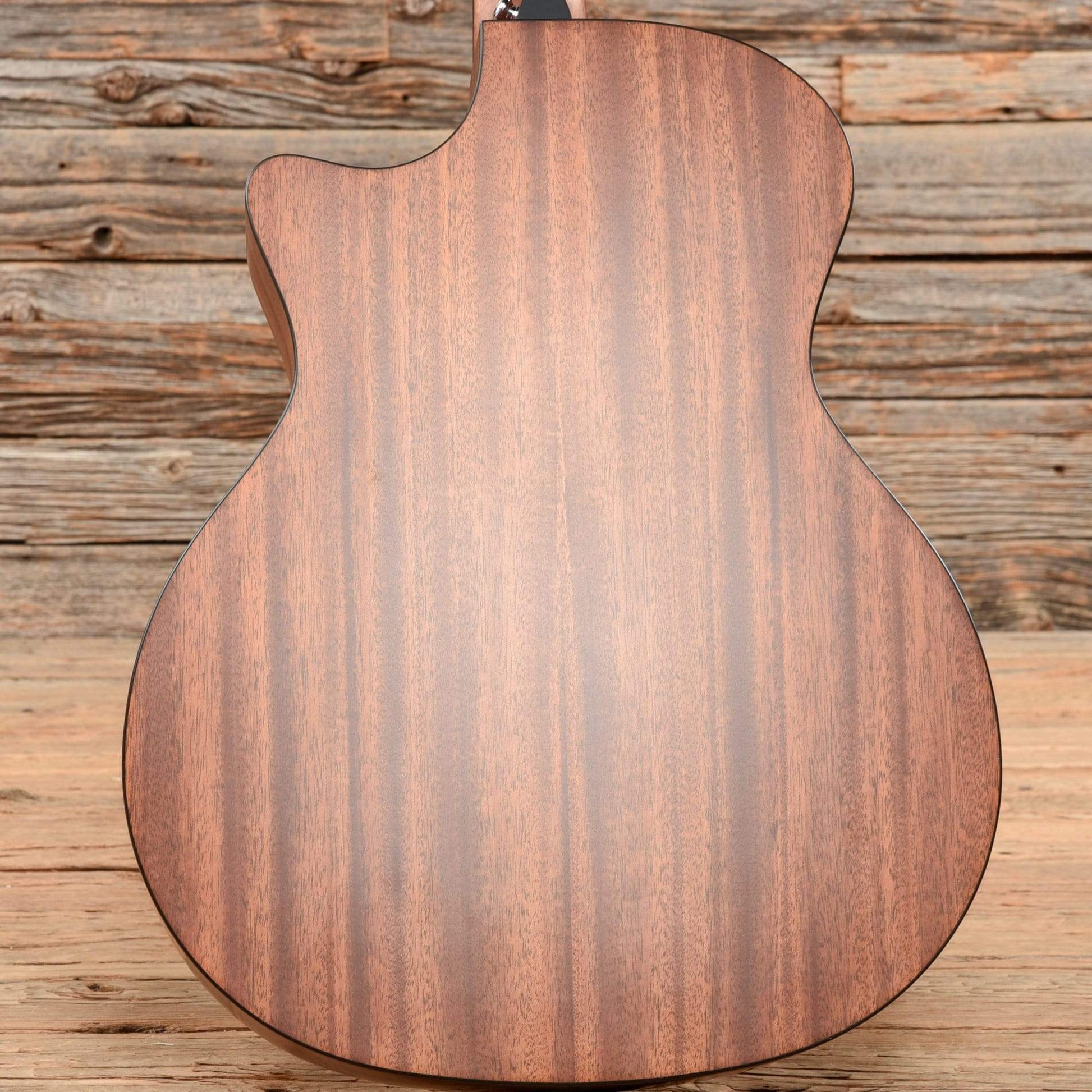 Taylor 354ce Natural Acoustic Guitars / OM and Auditorium