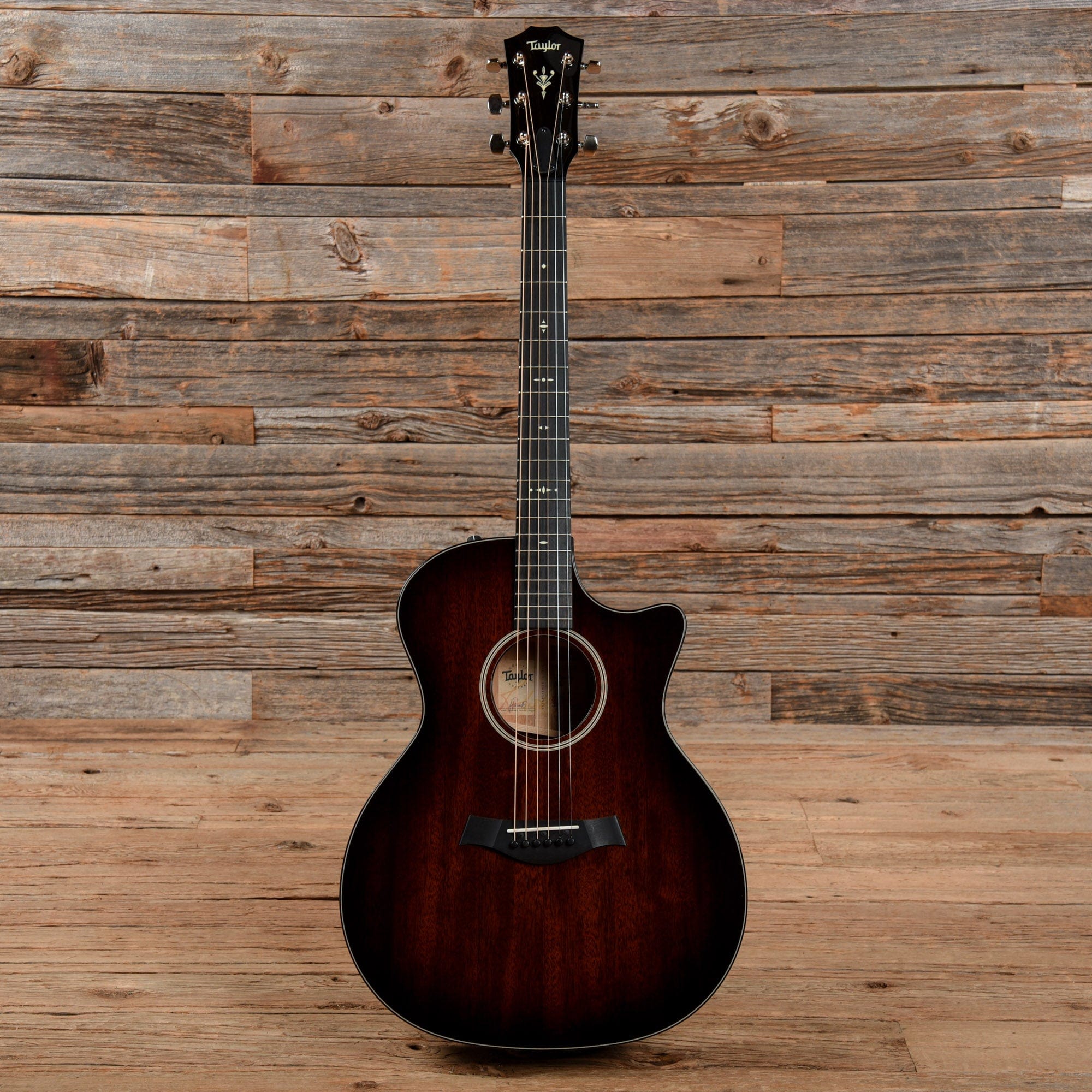 Taylor 524ce with V-Class Bracing Shaded Edge Burst 2022 – Chicago