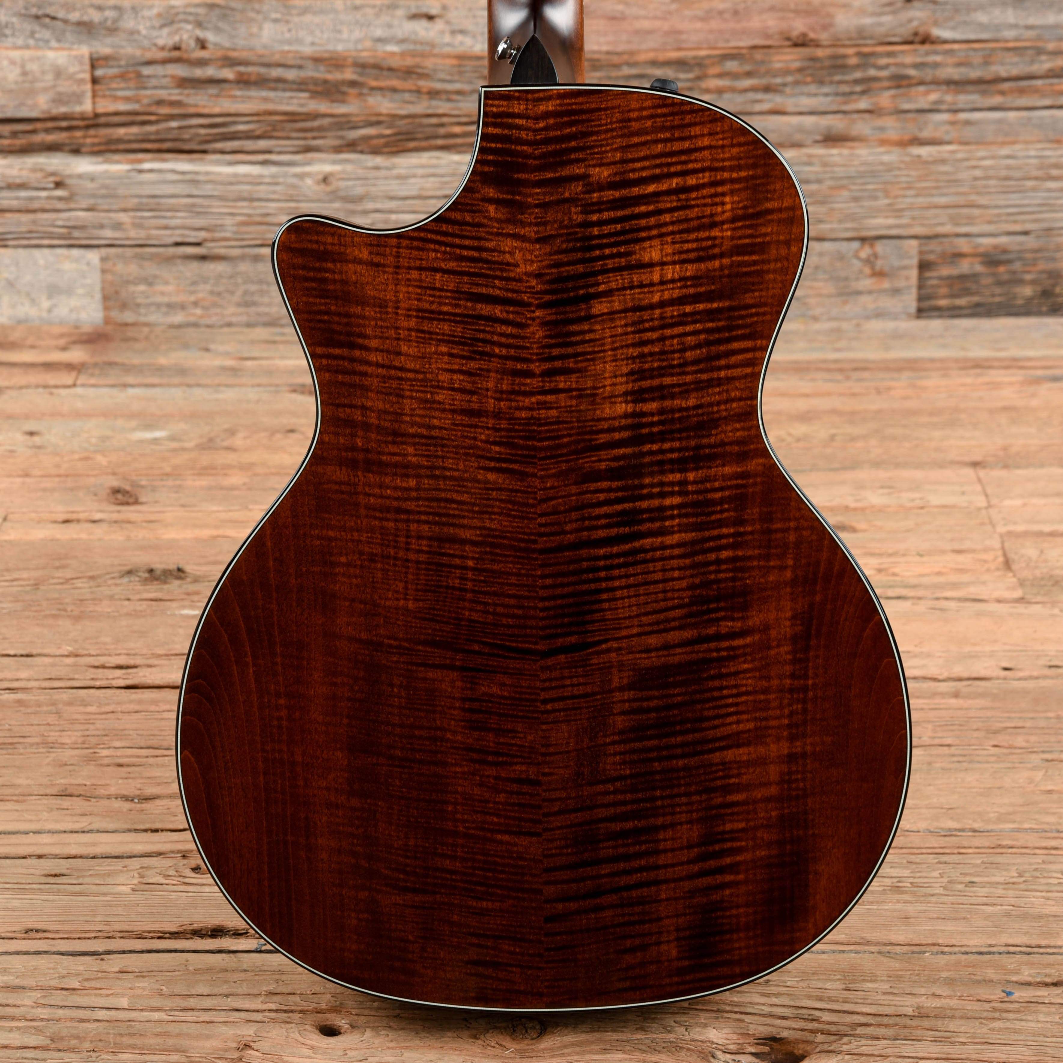 Taylor 614ce Natural 2015 Acoustic Guitars / OM and Auditorium