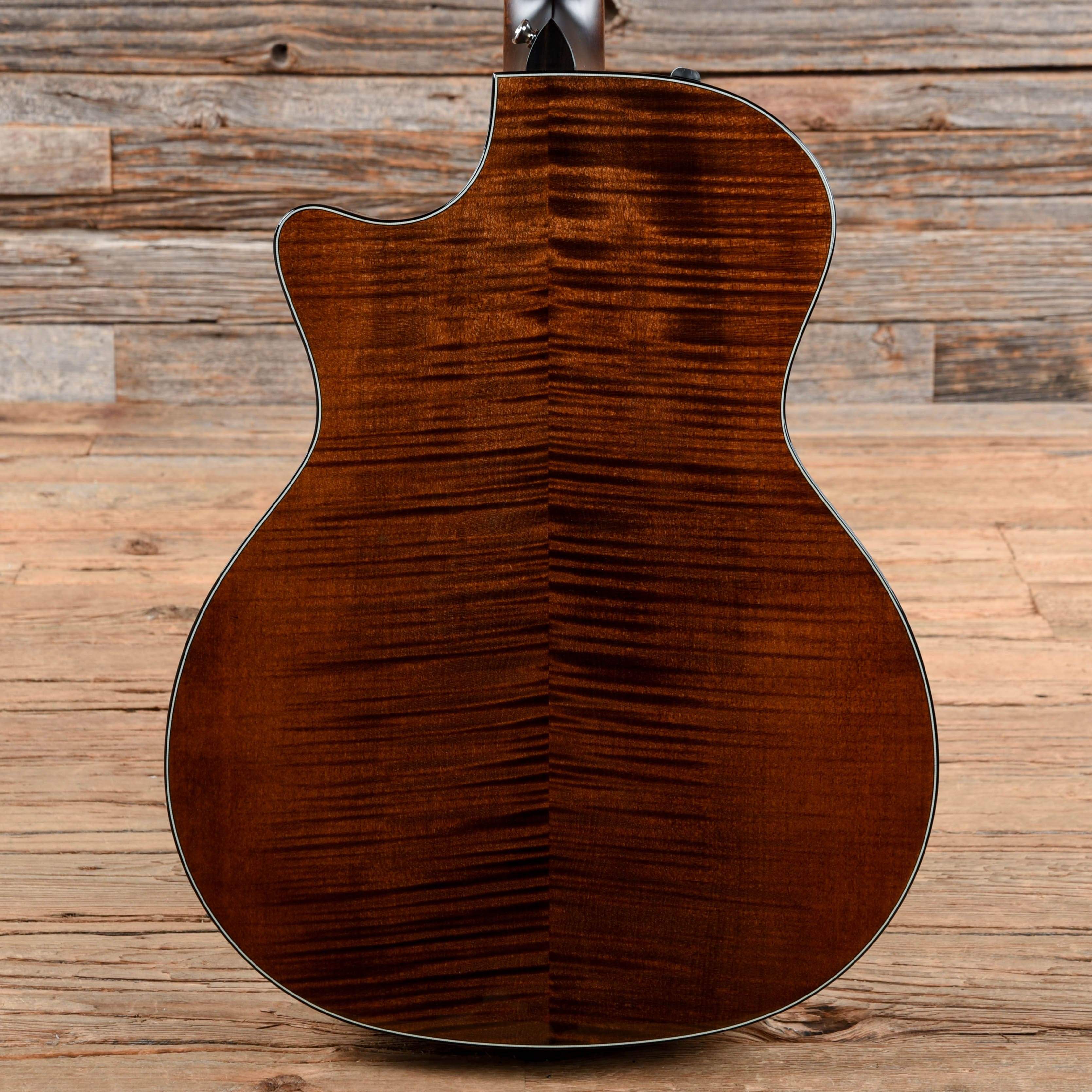Taylor 614ce with V-Class Bracing Natural 2018 Acoustic Guitars / OM and Auditorium