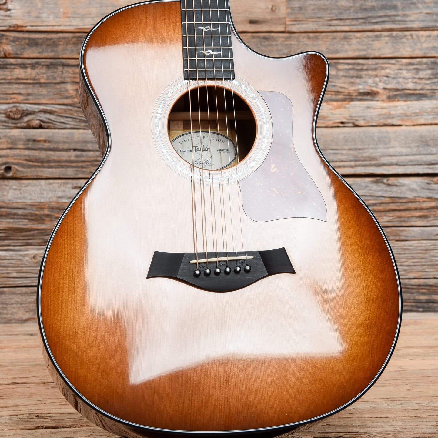 Taylor 714ce 12-Fret Sunburst 2017 Acoustic Guitars / OM and Auditorium