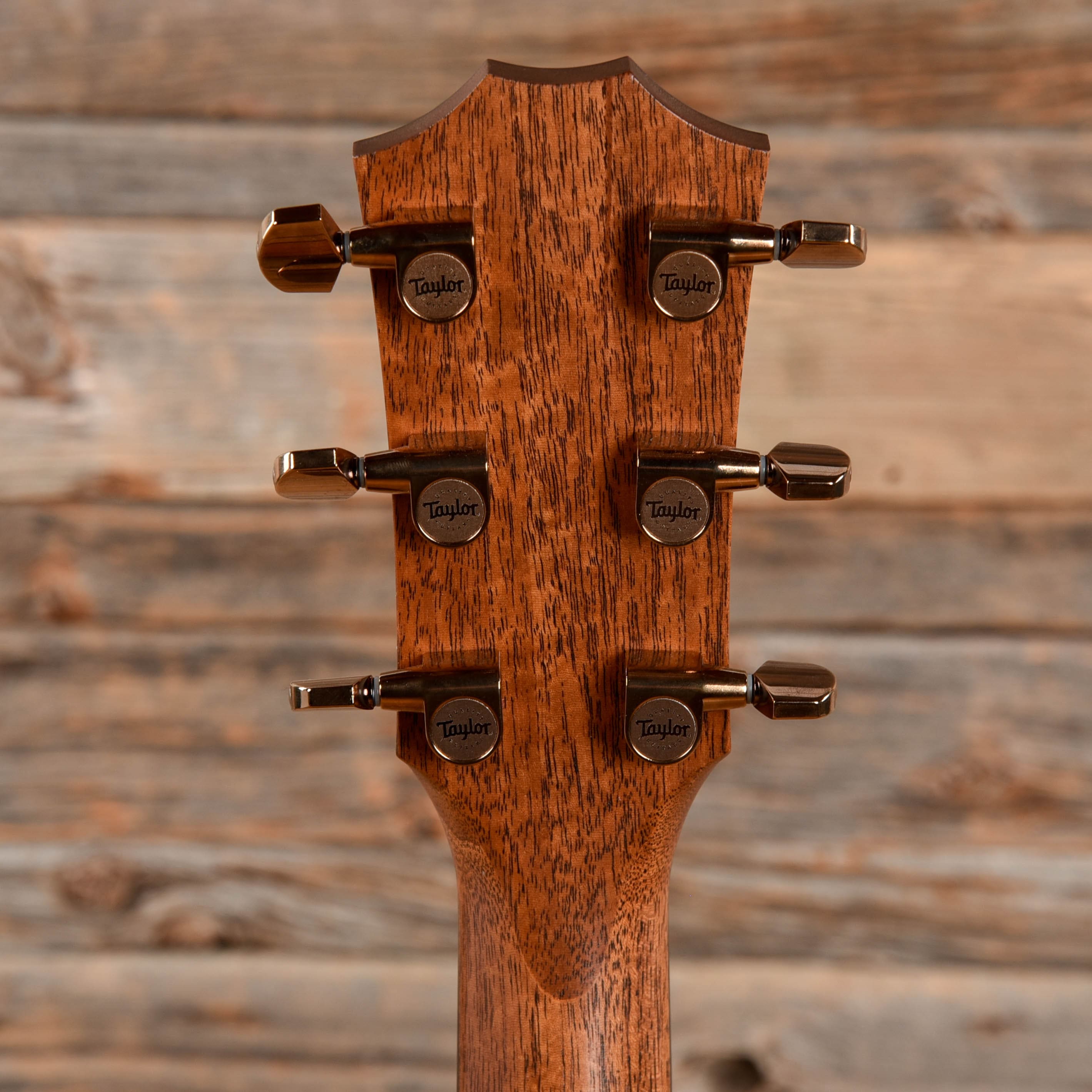 Taylor 724ce Grand Auditorium Hawaiian Koa Natural ES2 Acoustic Guitars / OM and Auditorium
