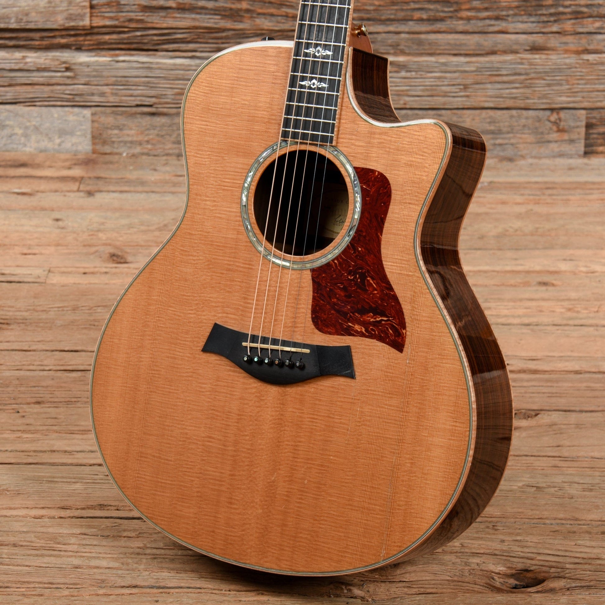 Taylor 816ce Grand Symphony Natural Acoustic Guitars / OM and Auditorium