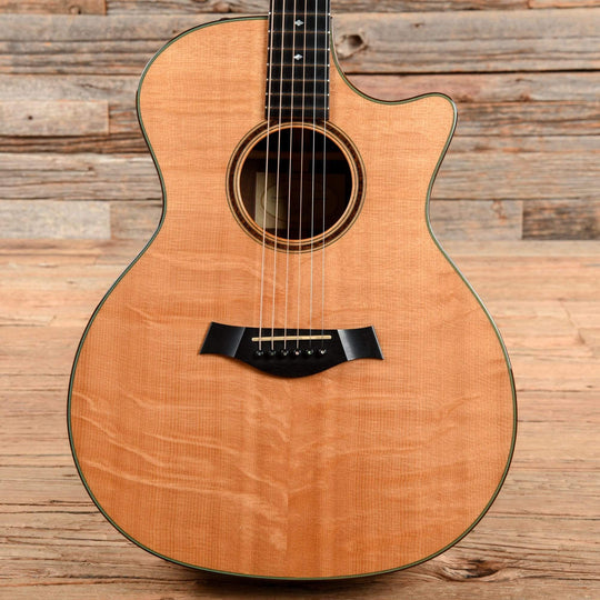 Taylor GA Custom Bearclaw Spruce Top w/Grafted Walnut Back & Sides Natural 2010 Acoustic Guitars / OM and Auditorium