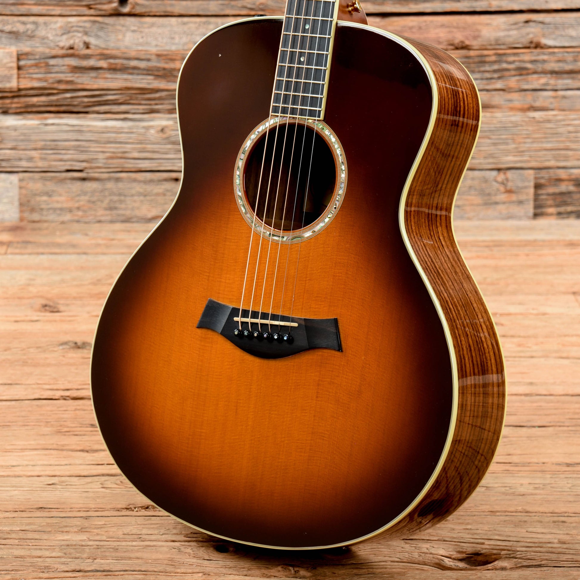 Taylor GS7 Sunburst Acoustic Guitars / OM and Auditorium