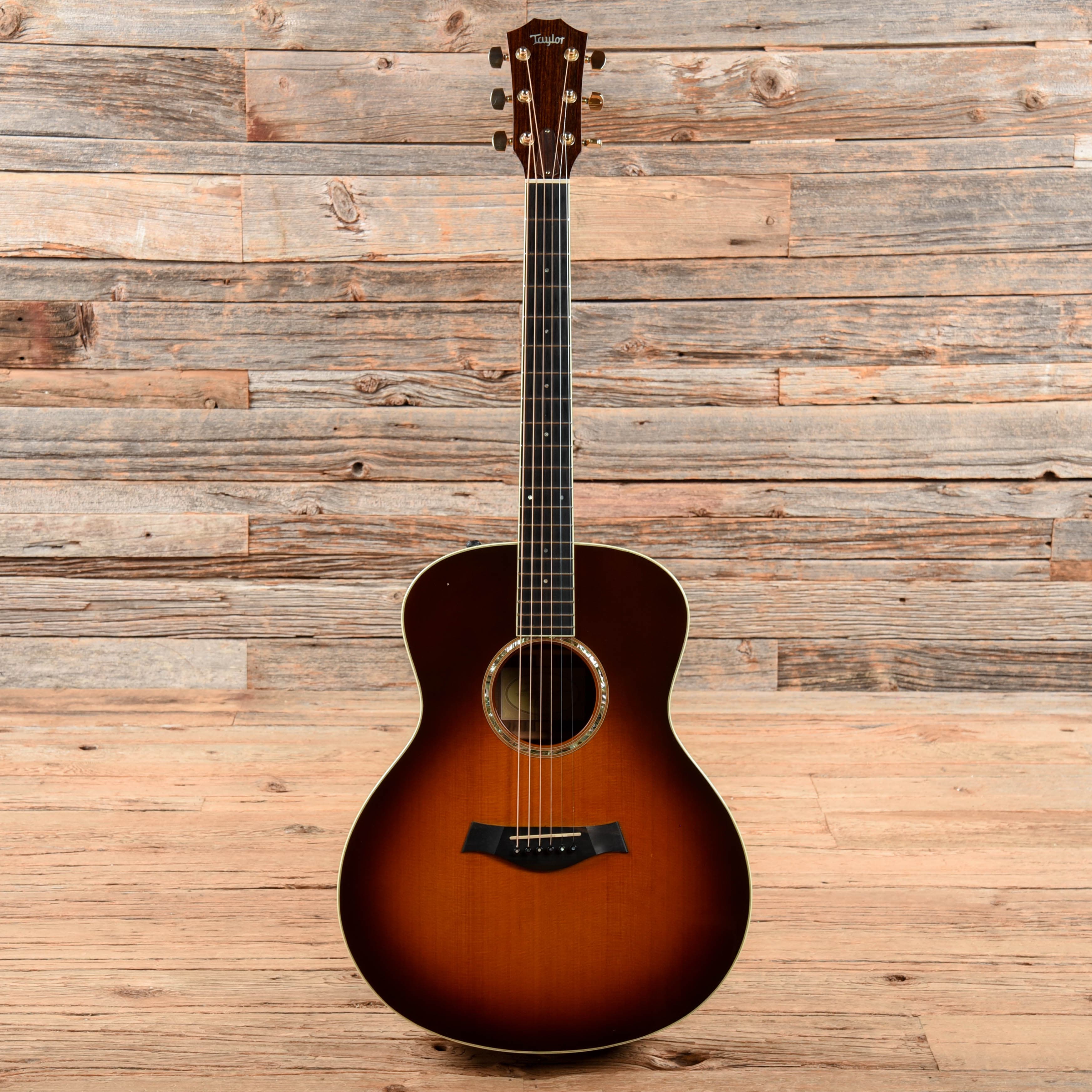 Taylor GS7 Sunburst Acoustic Guitars / OM and Auditorium