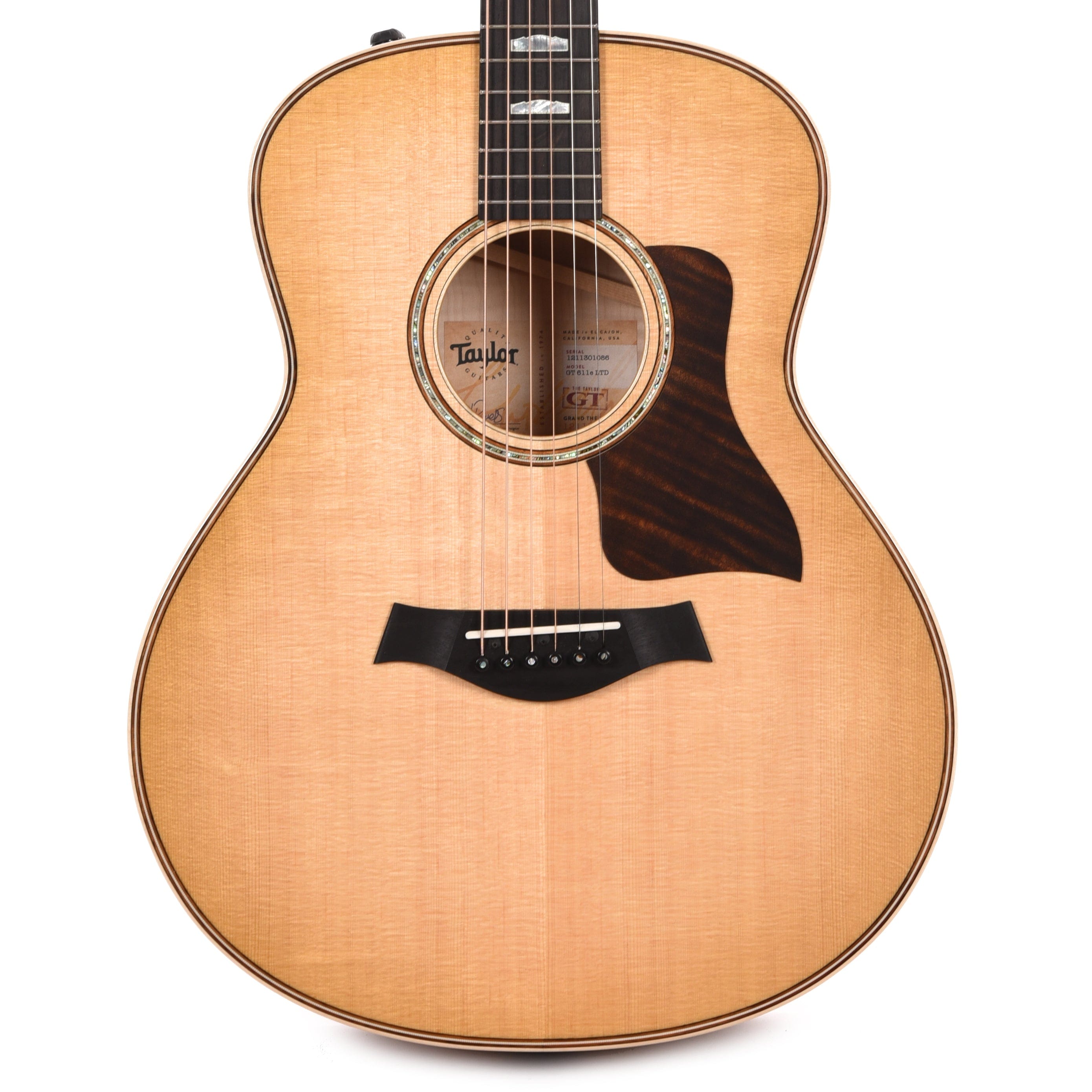 Taylor GT 611e Limited Sitka/Big Leaf Maple Antique Blonde ES2 Acoustic Guitars / OM and Auditorium