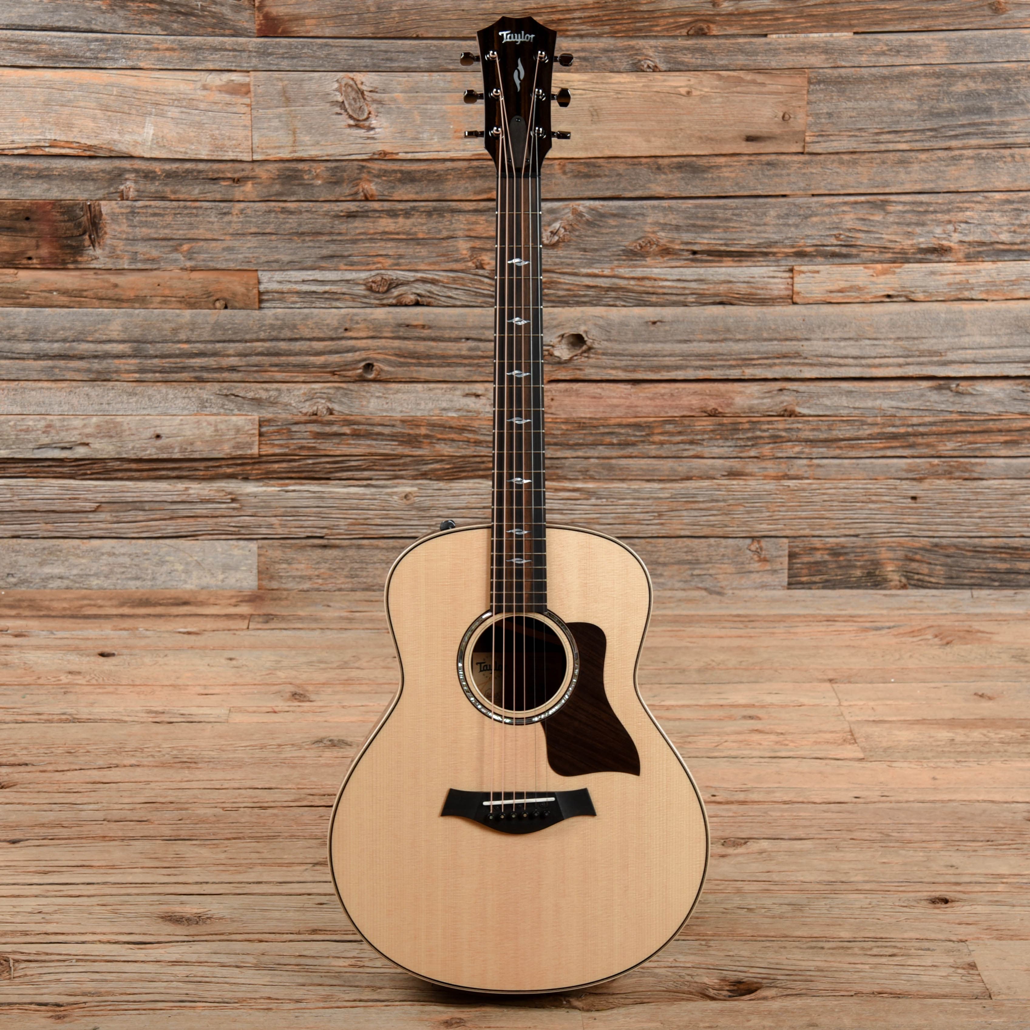Taylor GT 811e Sitka/Rosewood Natural ES2 Acoustic Guitars / OM and Auditorium