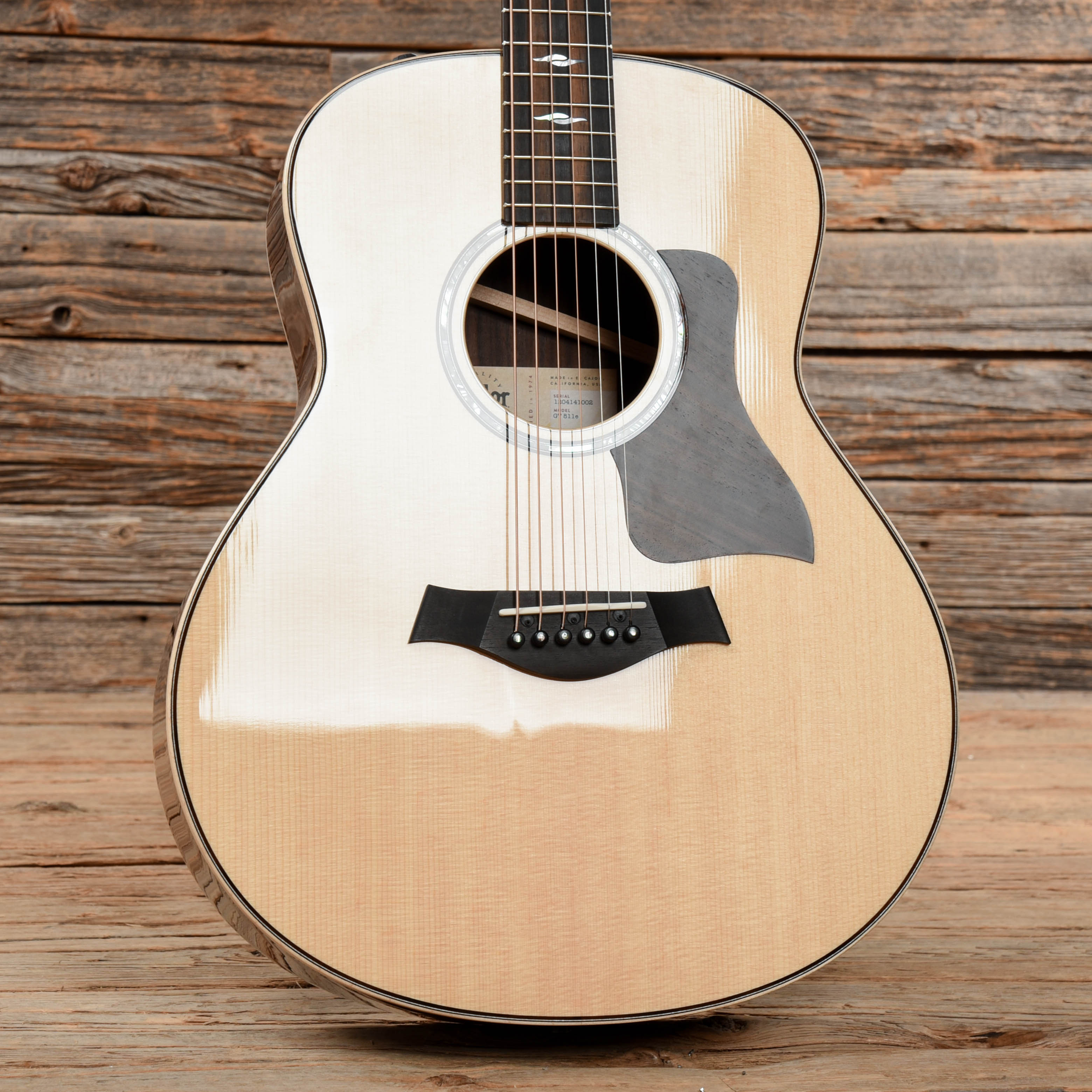 Taylor GT 811e Sitka/Rosewood Natural ES2 Acoustic Guitars / OM and Auditorium
